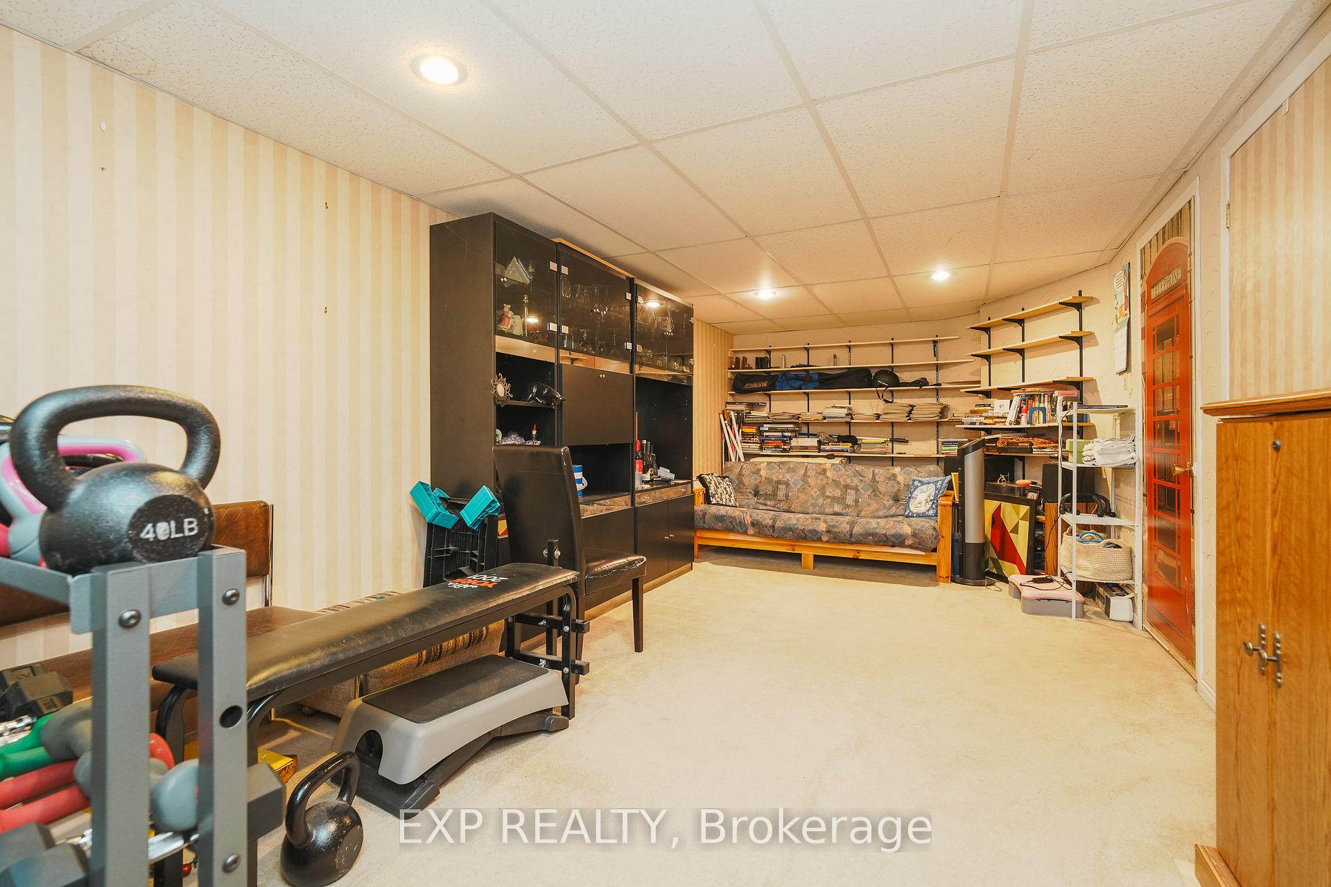 Photo 30 of 36 Keewatin Crescent, Ottawa, Borden Farm/Stewart Farm/Carleton Heights/Parkwood Hills — HOMEH