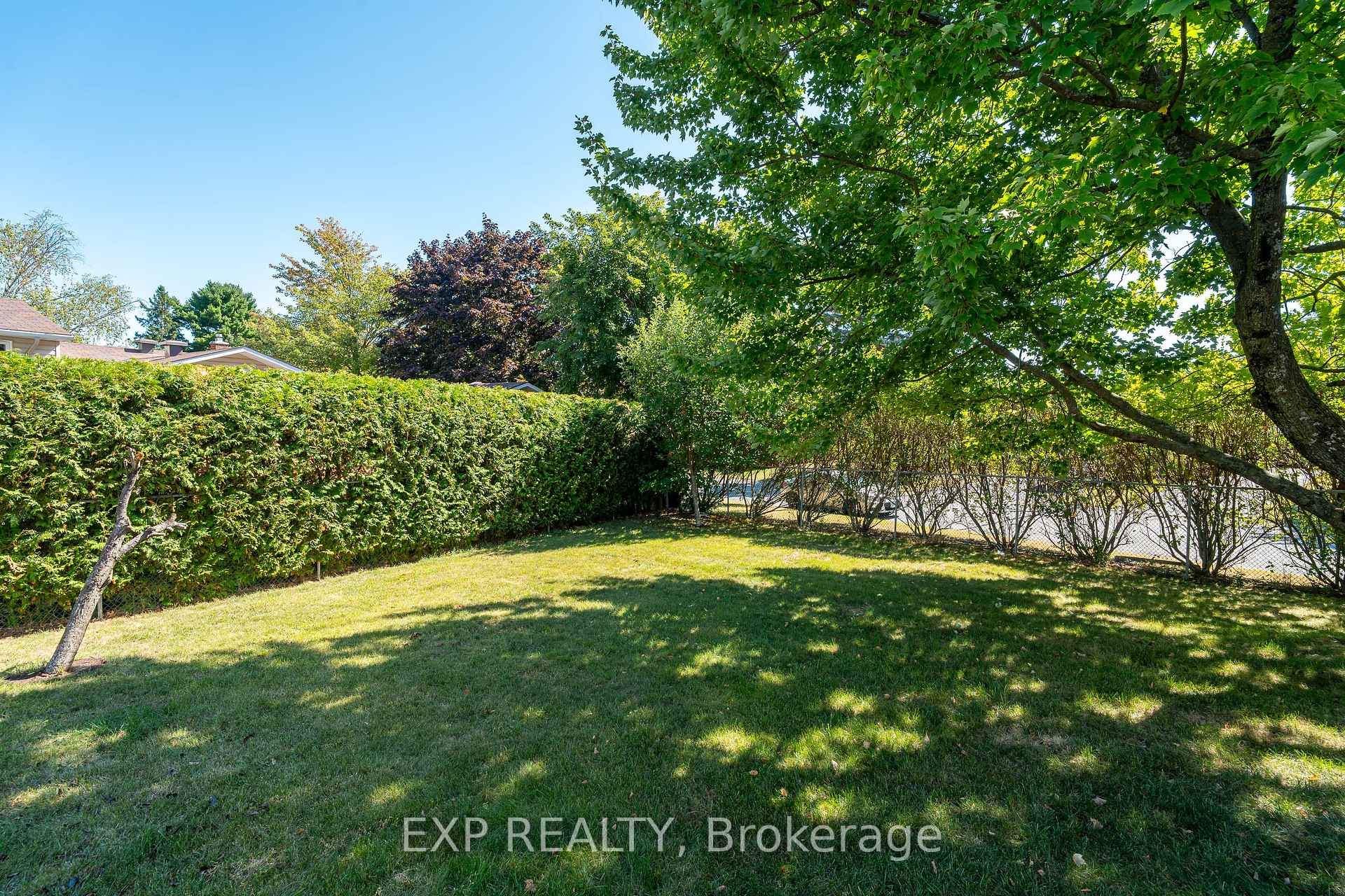Photo 36 of 36 Keewatin Crescent, Ottawa, Borden Farm/Stewart Farm/Carleton Heights/Parkwood Hills — HOMEH
