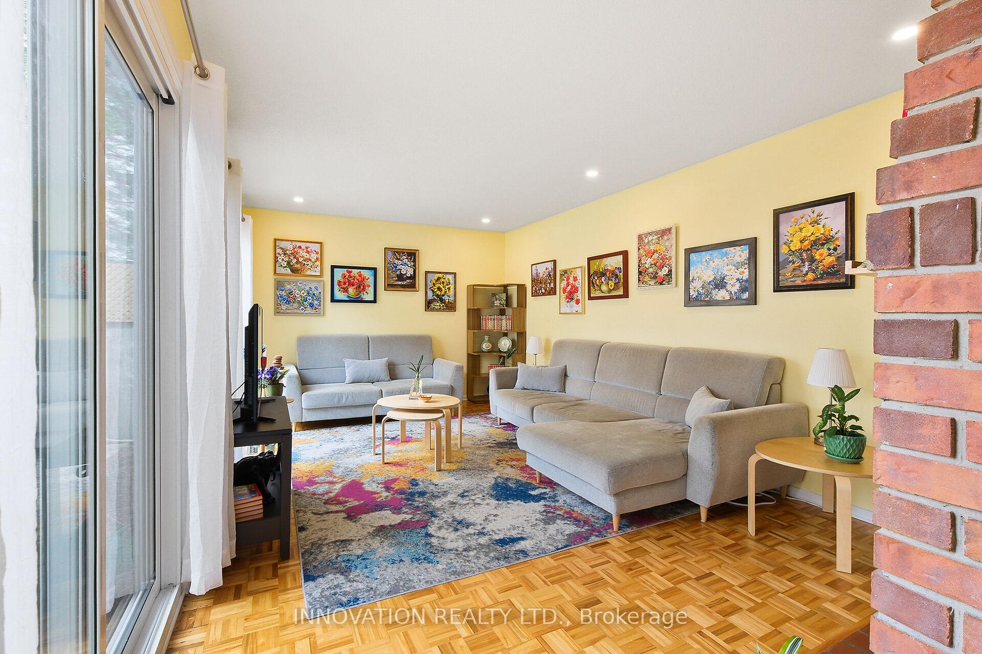 Photo 6 of 13 Jackson Court, Ottawa, Kanata - Beaverbrook — HOMEH
