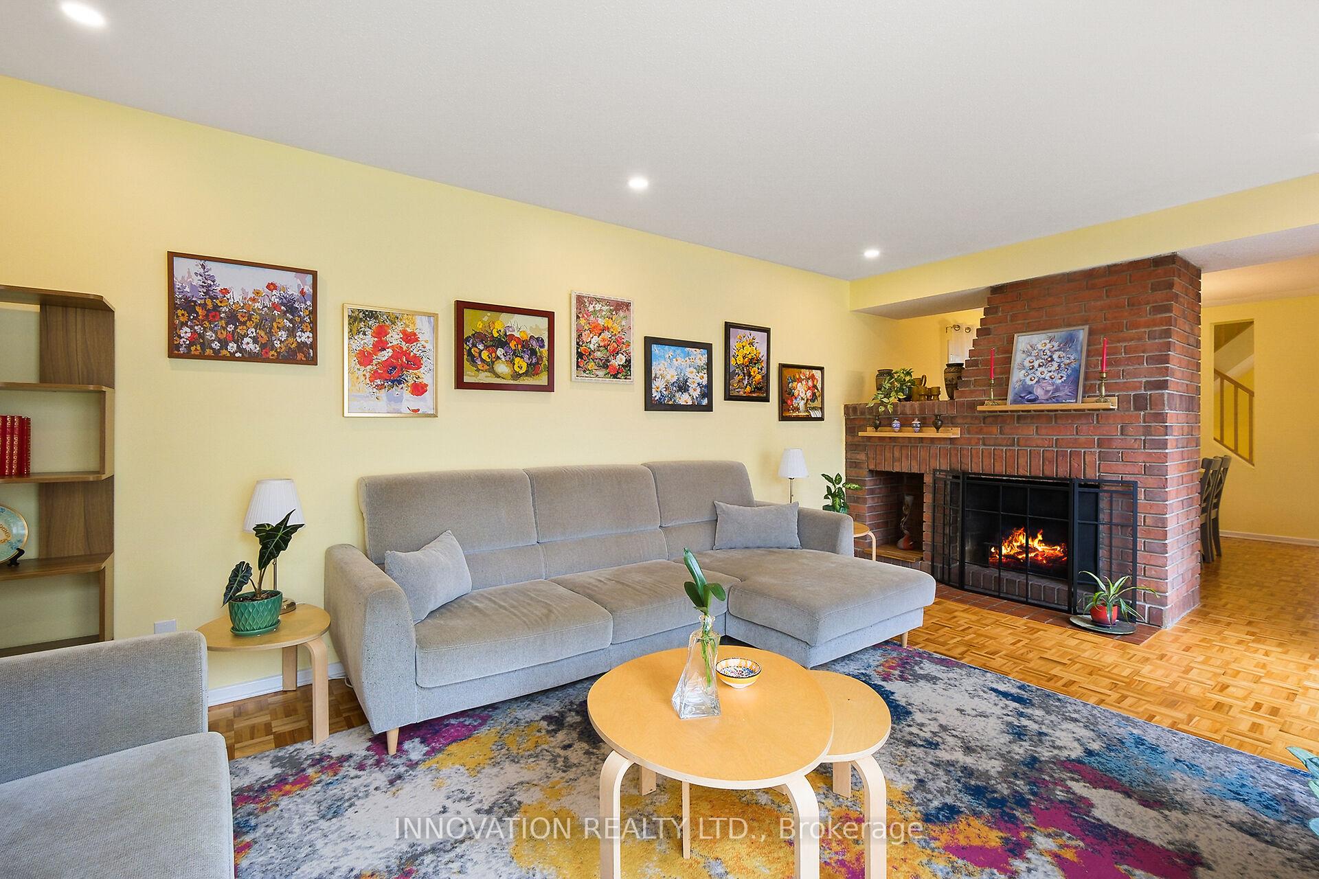 Photo 8 of 13 Jackson Court, Ottawa, Kanata - Beaverbrook — HOMEH