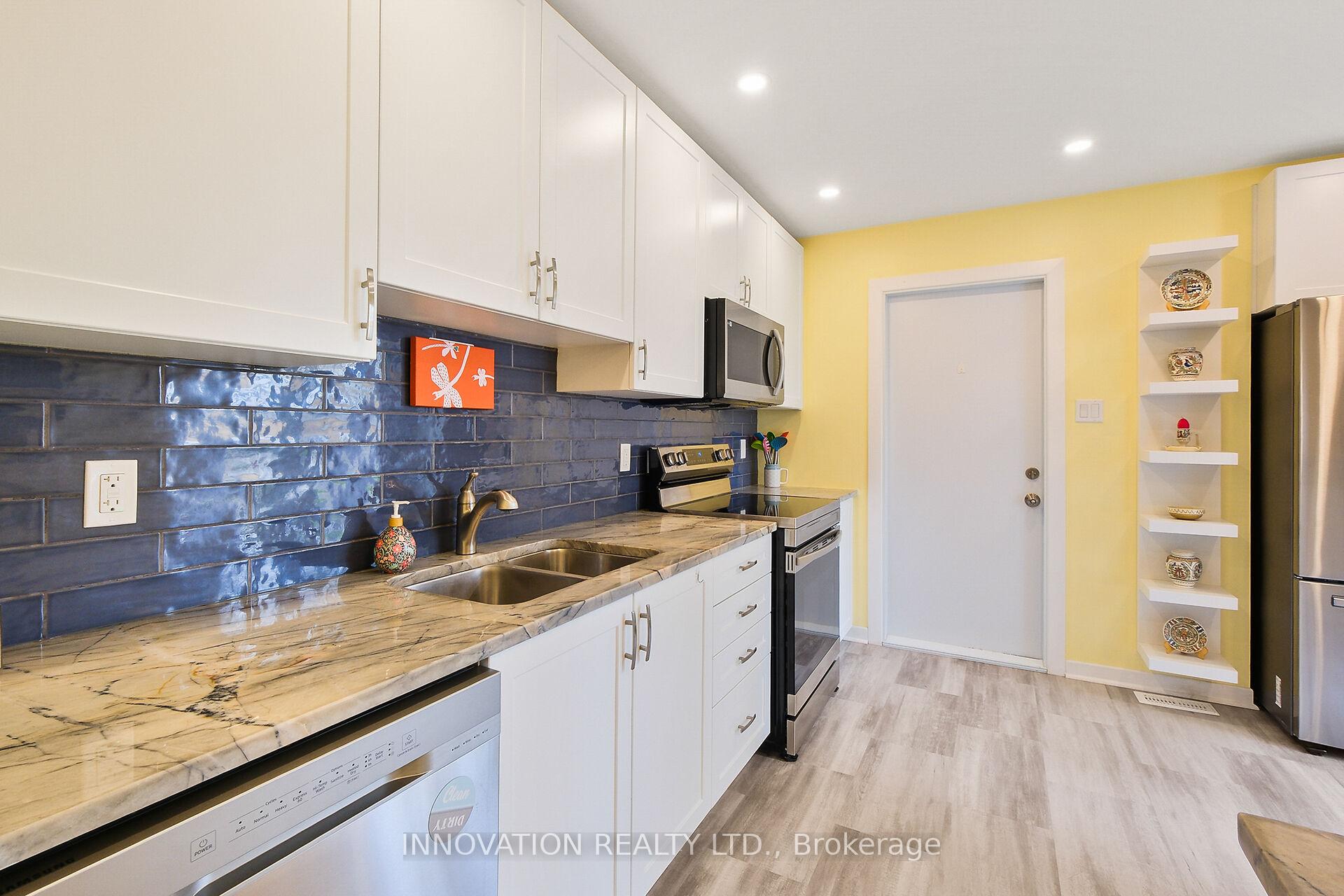 Photo 11 of 13 Jackson Court, Ottawa, Kanata - Beaverbrook — HOMEH