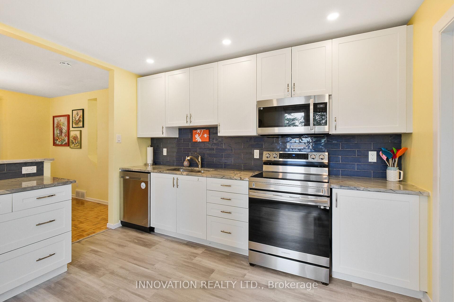 Photo 12 of 13 Jackson Court, Ottawa, Kanata - Beaverbrook — HOMEH