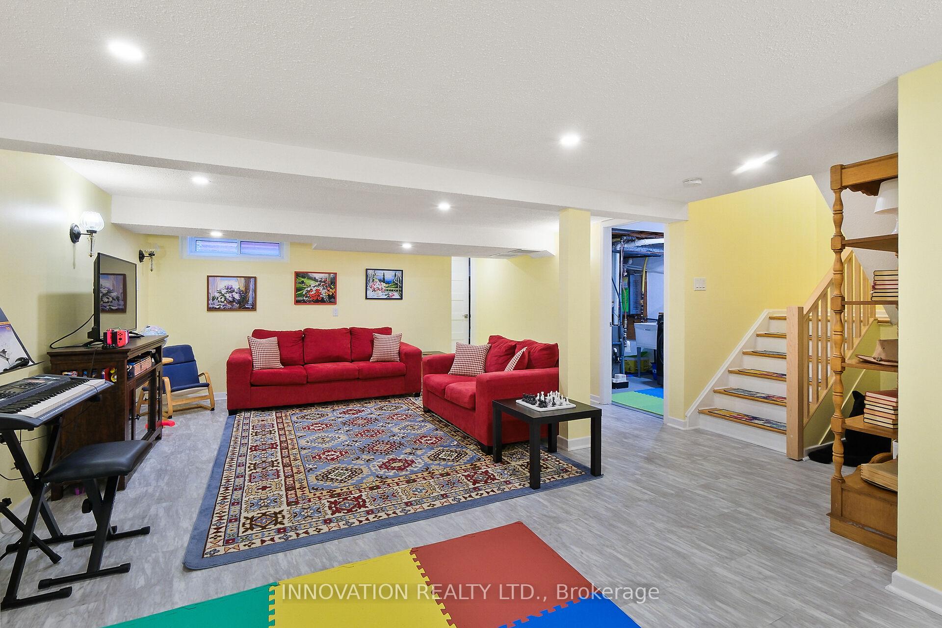 Photo 23 of 13 Jackson Court, Ottawa, Kanata - Beaverbrook — HOMEH