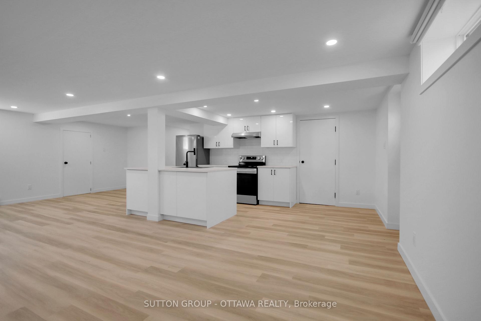 Photo 2 of Unit B - Lower Level, 839 Colson Avenue, Ottawa, Elmvale Acres — HOMEH