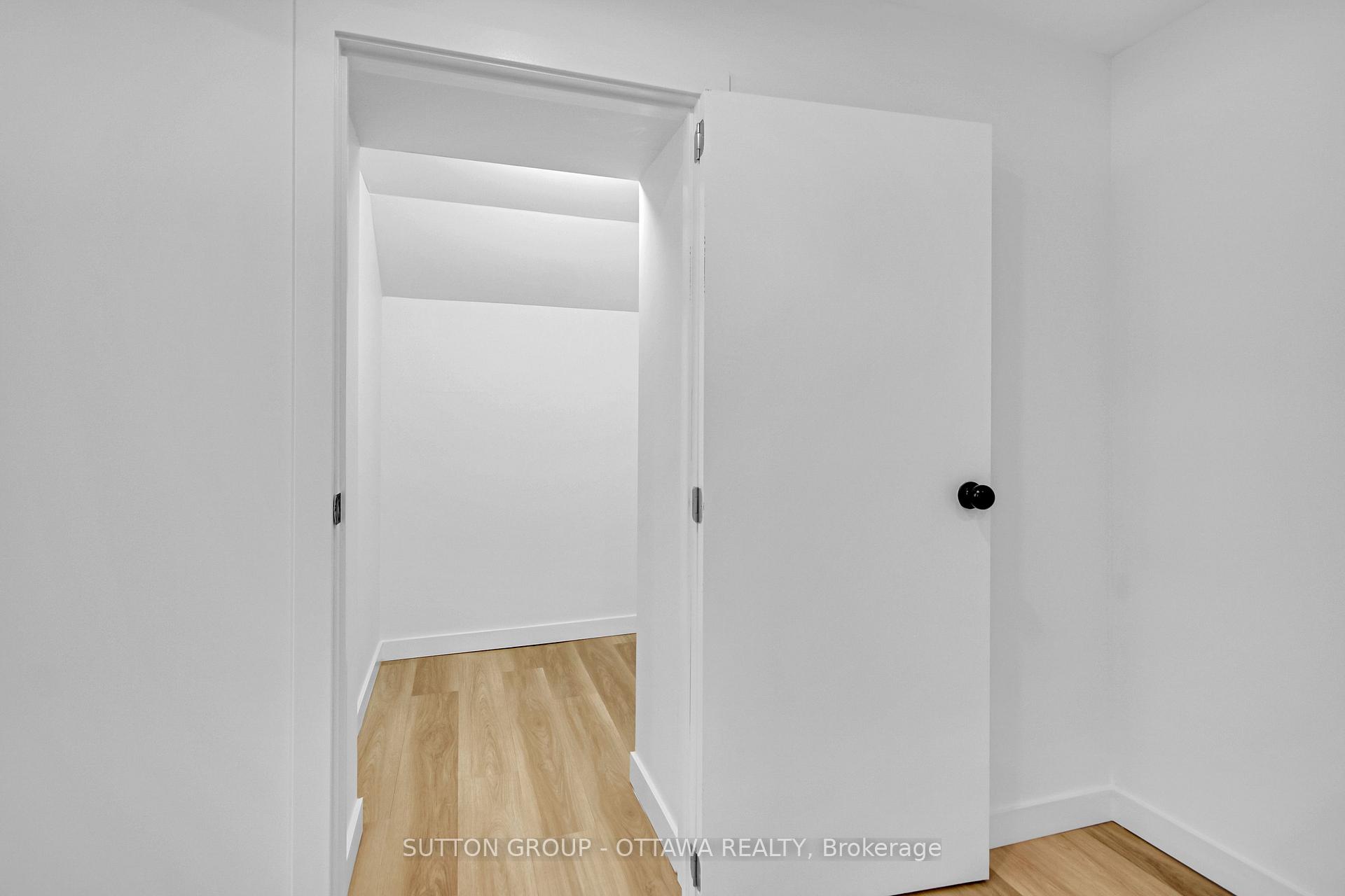 Photo 17 of Unit B - Lower Level, 839 Colson Avenue, Ottawa, Elmvale Acres — HOMEH