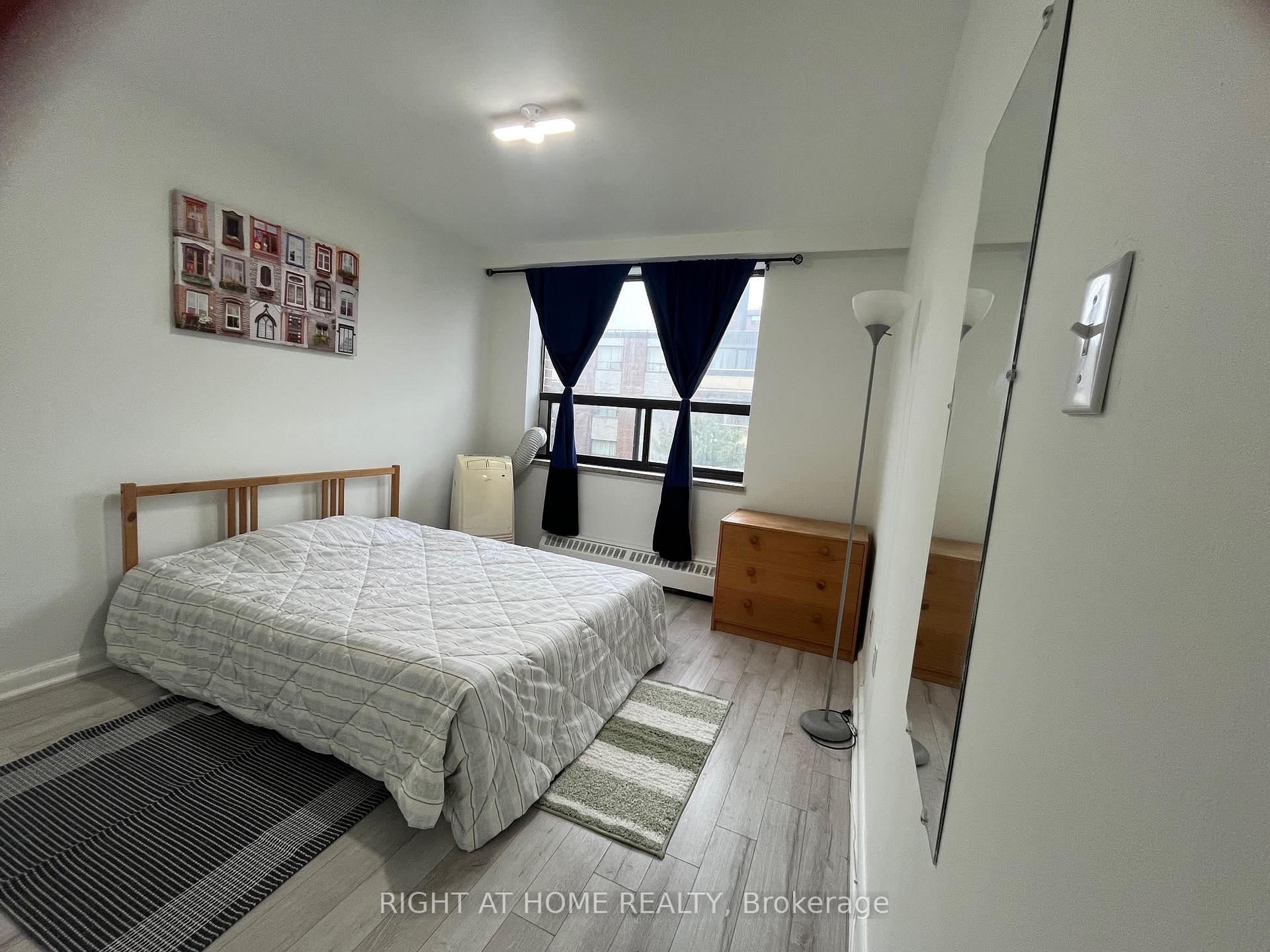 Front of Unit 611, 915 Midland Avenue