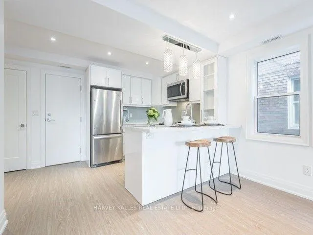 Photo 8 of Unit 2, 52 College View Avenue, Toronto, Yonge-Eglinton — HOMEH