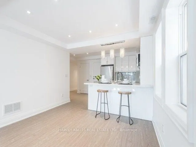 Photo 9 of Unit 2, 52 College View Avenue, Toronto, Yonge-Eglinton — HOMEH
