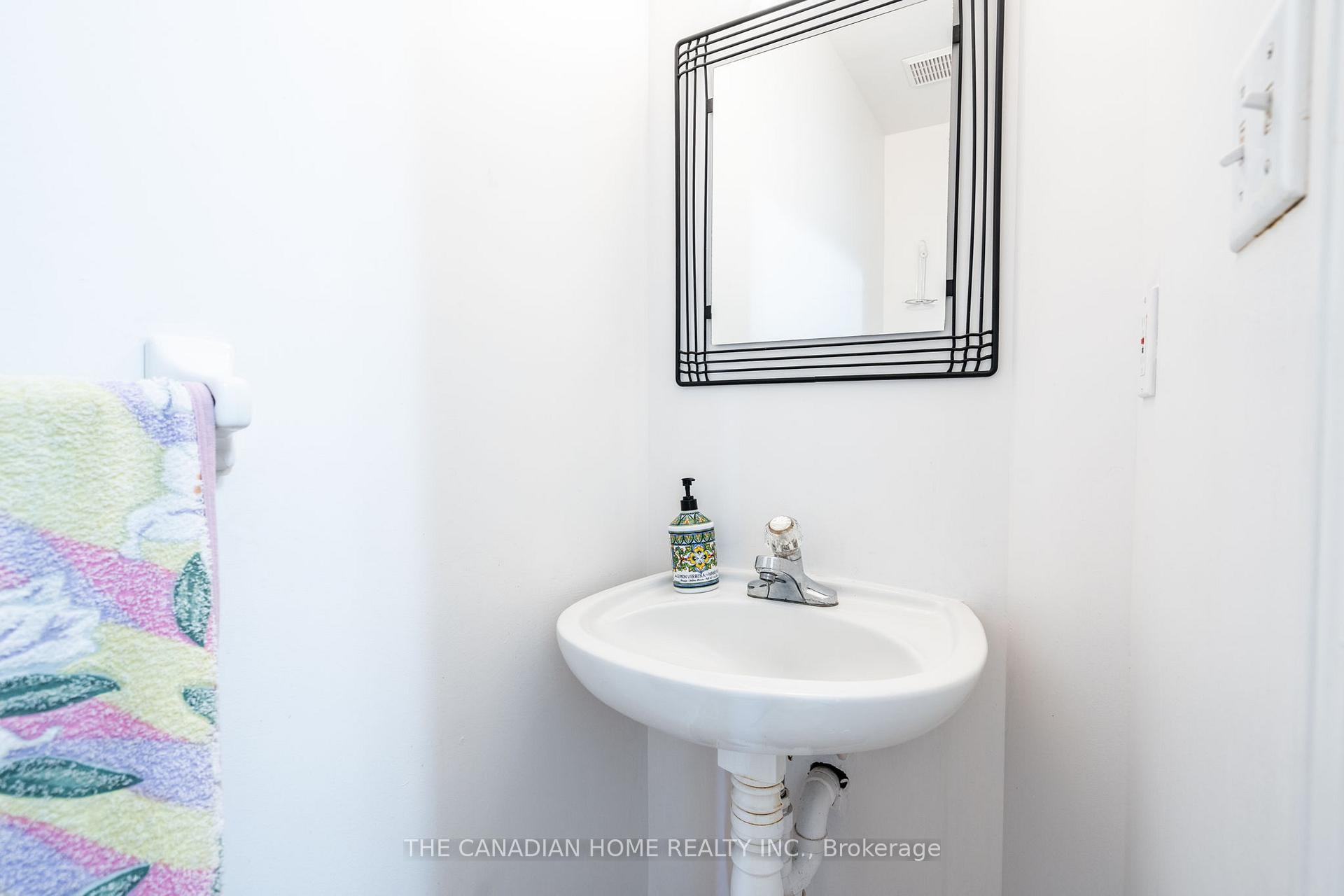 Photo 8 of Unit 10, 1000 Upper Paradise Road, Hamilton, Gurnett — HOMEH