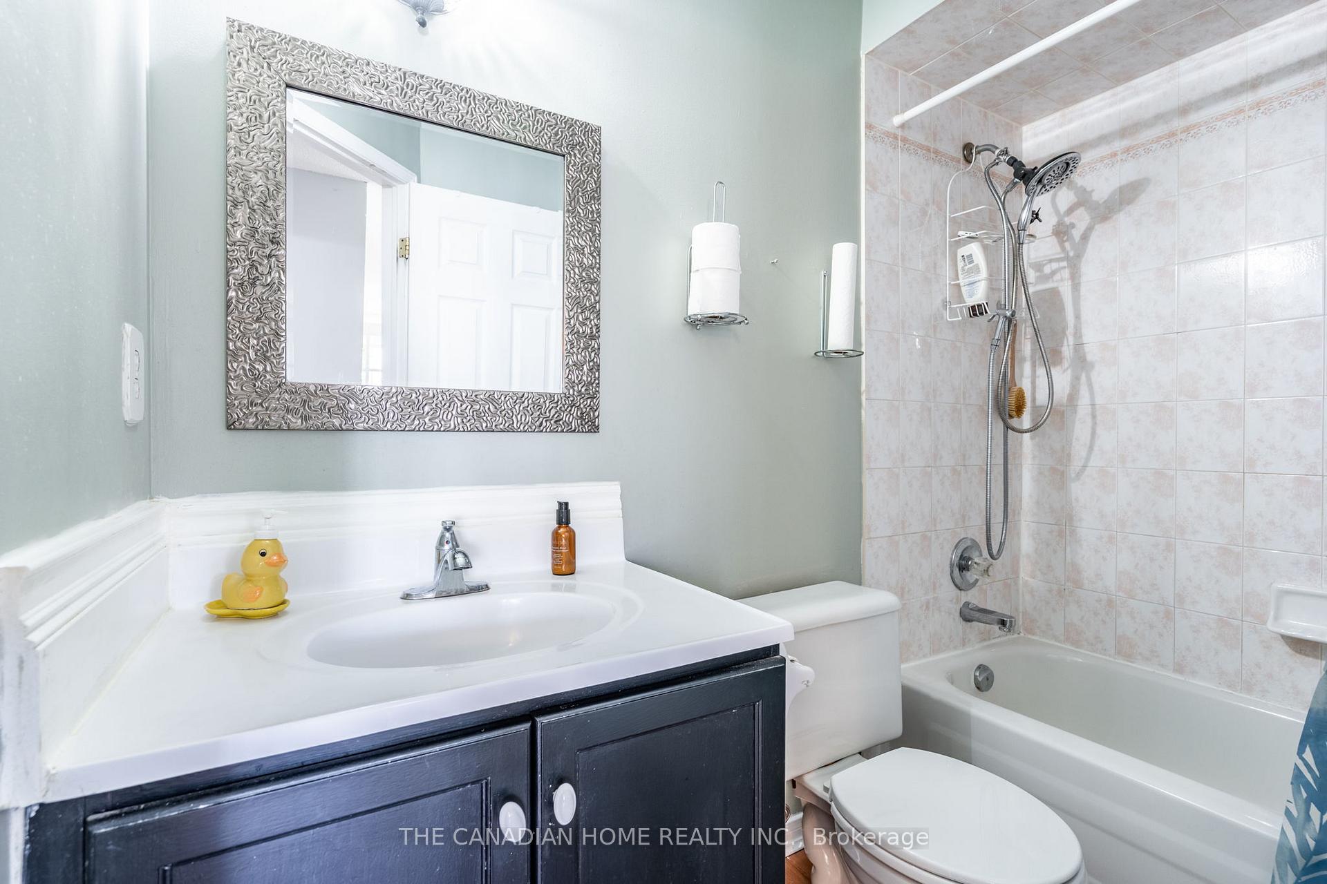 Photo 35 of Unit 10, 1000 Upper Paradise Road, Hamilton, Gurnett — HOMEH