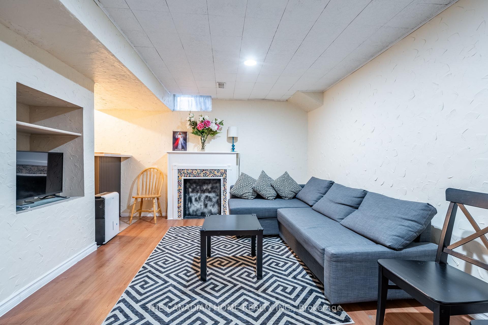Photo 40 of Unit 10, 1000 Upper Paradise Road, Hamilton, Gurnett — HOMEH