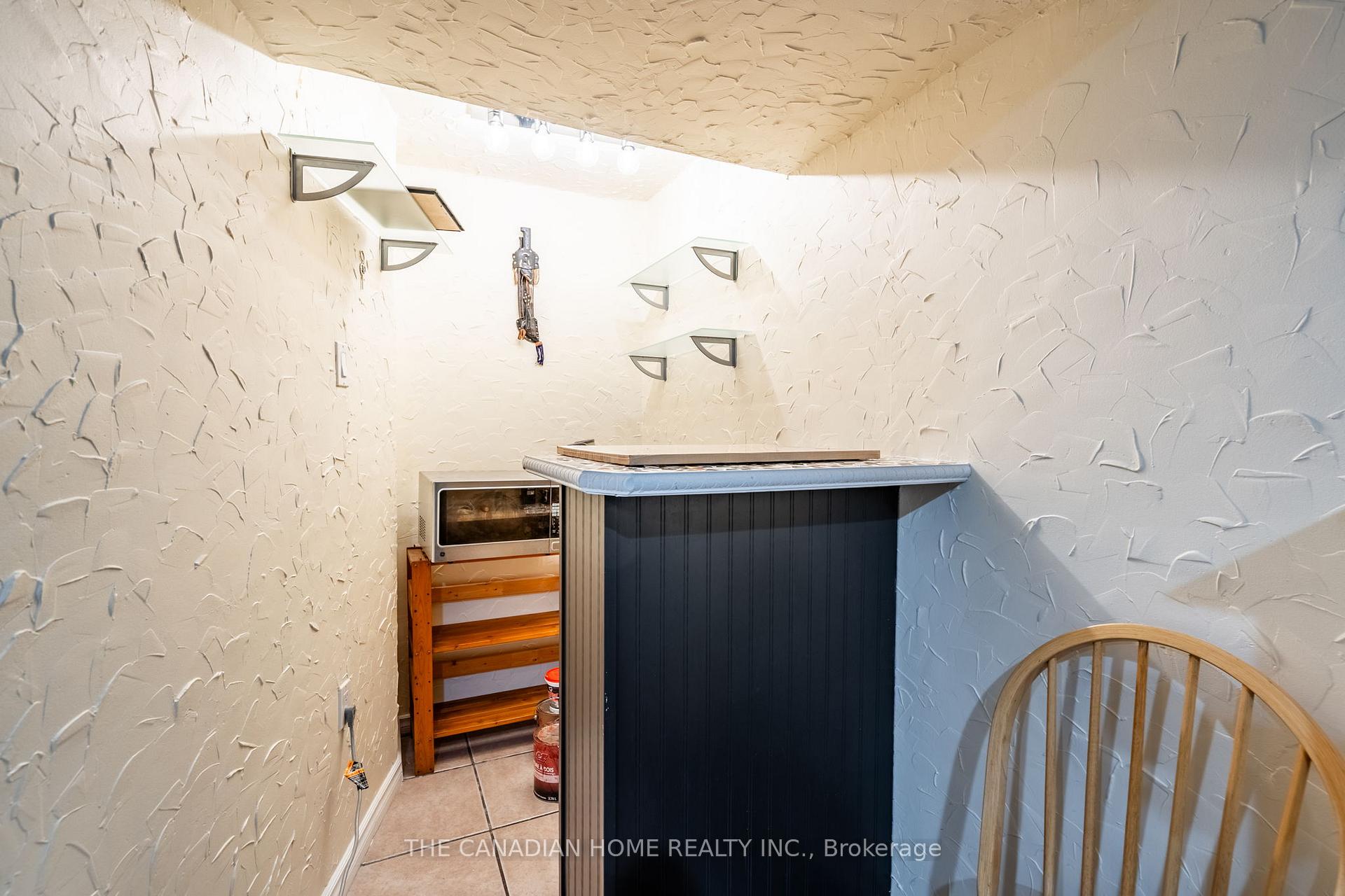 Photo 44 of Unit 10, 1000 Upper Paradise Road, Hamilton, Gurnett — HOMEH