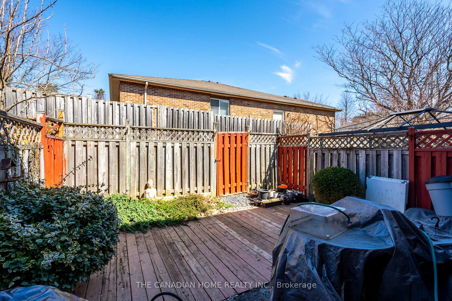 Photo 47 of Unit 10, 1000 Upper Paradise Road, Hamilton, Gurnett — HOMEH