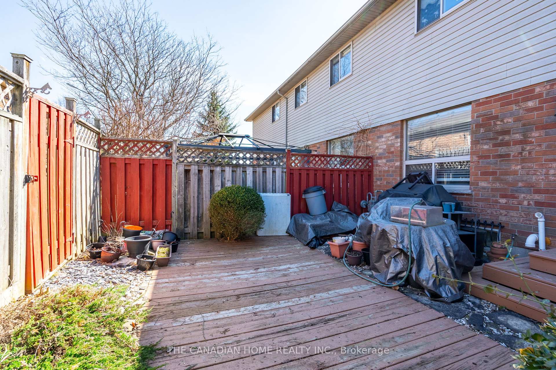 Photo 48 of Unit 10, 1000 Upper Paradise Road, Hamilton, Gurnett — HOMEH