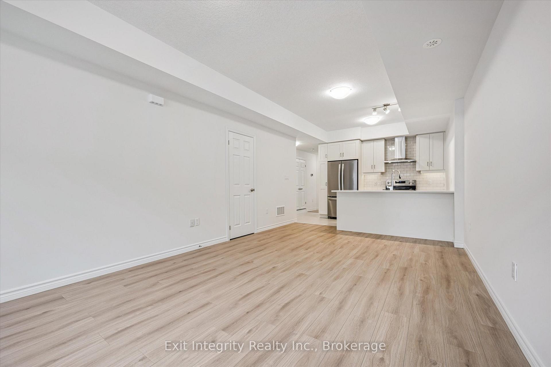 Photo 4 of 49 Lomond Lane, Kitchener — HOMEH
