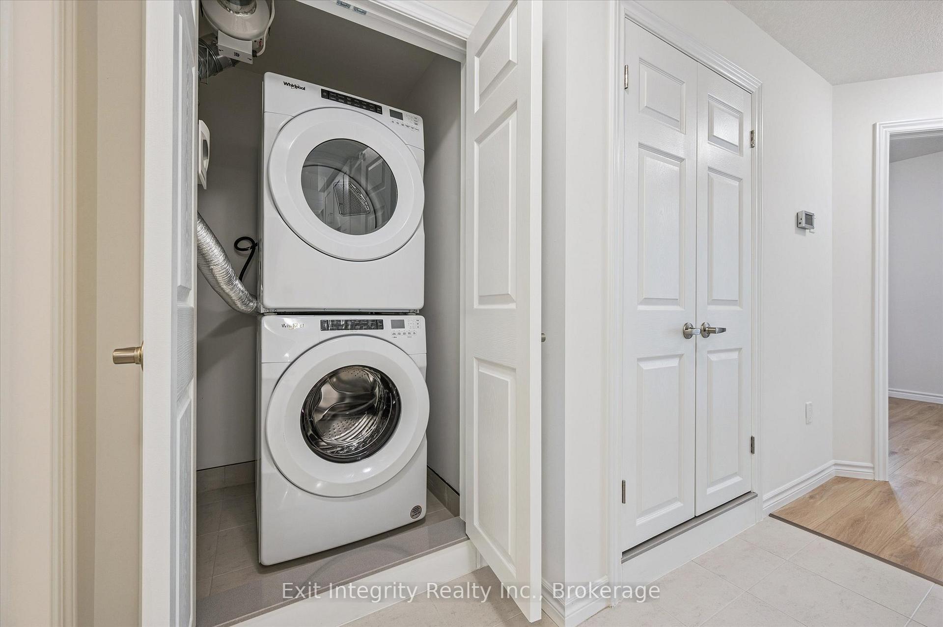 Photo 13 of 49 Lomond Lane, Kitchener — HOMEH