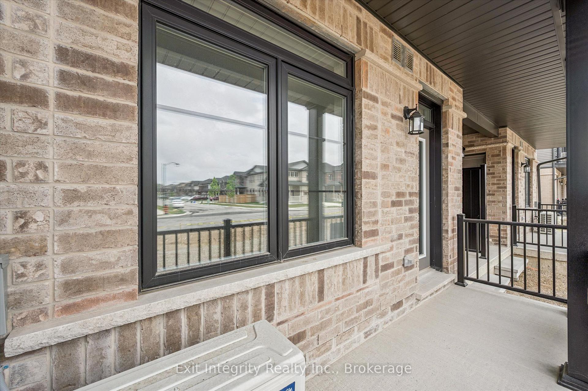 Photo 14 of 49 Lomond Lane, Kitchener — HOMEH