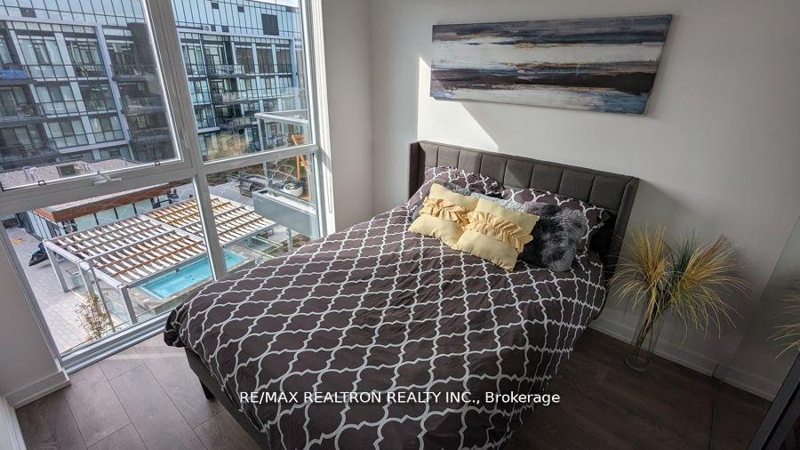 Photo 11 of Unit 424, 415 Sea Ray Avenue, Innisfil, Rural Innisfil — HOMEH