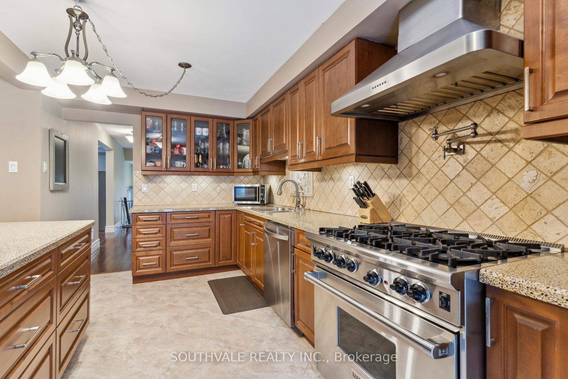 Photo 8 of Unit 34, 1610 Crawforth Street, Whitby, Blue Grass Meadows — HOMEH