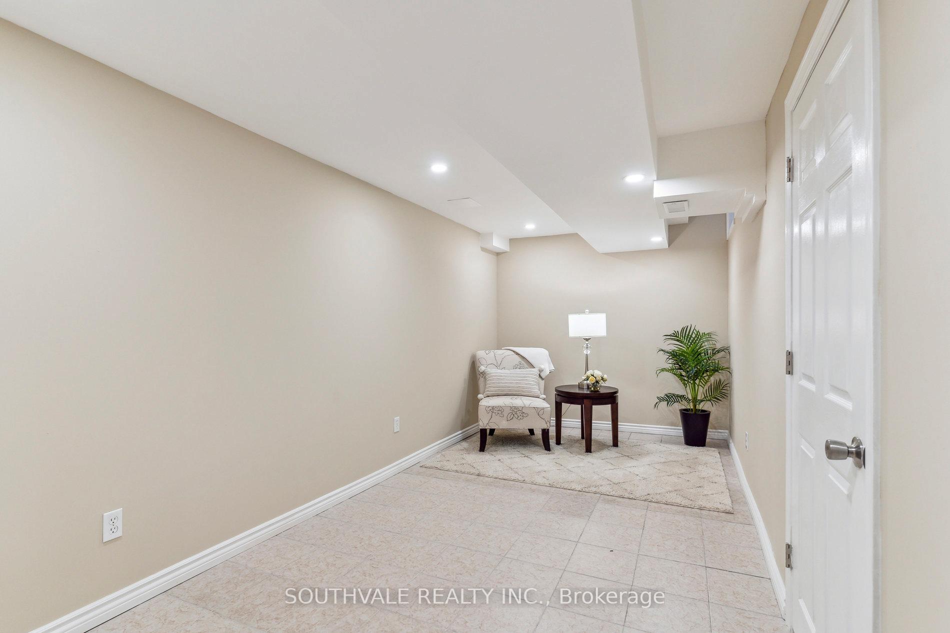 Photo 21 of Unit 34, 1610 Crawforth Street, Whitby, Blue Grass Meadows — HOMEH