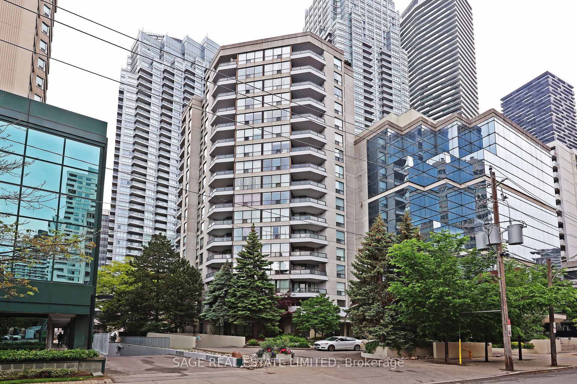 Photo 1 of Unit 1002, 30 Holly Street, Toronto, Mount Pleasant West — HOMEH