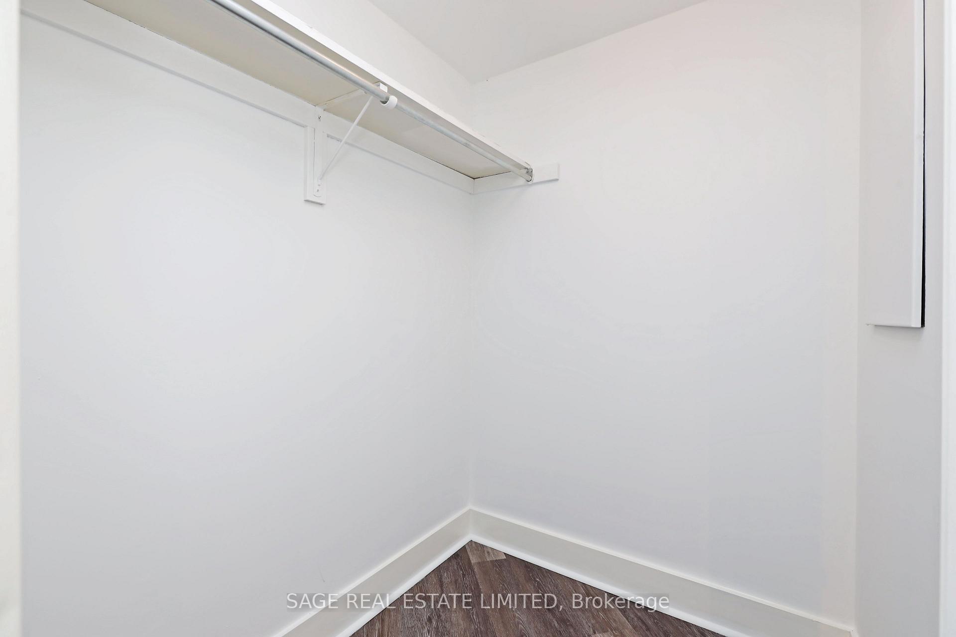 Photo 7 of Unit 1002, 30 Holly Street, Toronto, Mount Pleasant West — HOMEH