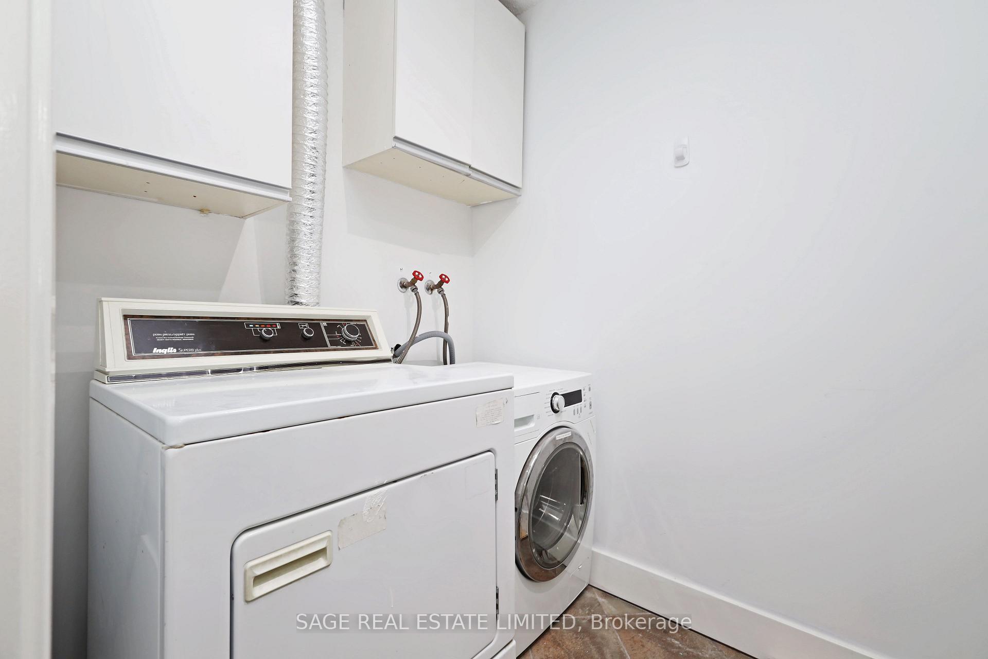 Photo 10 of Unit 1002, 30 Holly Street, Toronto, Mount Pleasant West — HOMEH