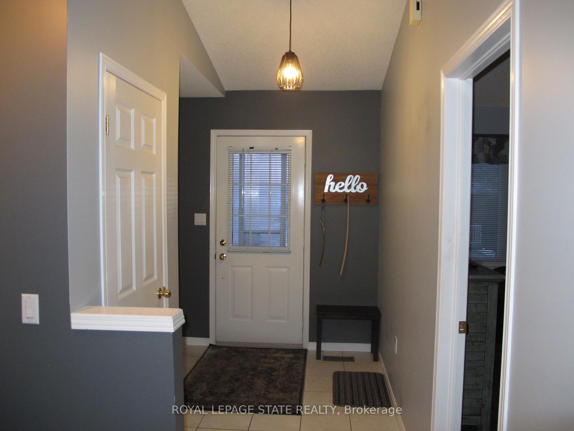 Photo 4 of Unit 6, 60 Rice Avenue, Hamilton, Mountview — HOMEH