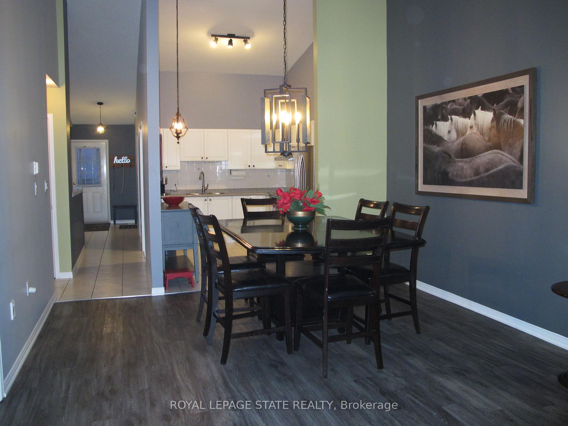 Photo 11 of Unit 6, 60 Rice Avenue, Hamilton, Mountview — HOMEH
