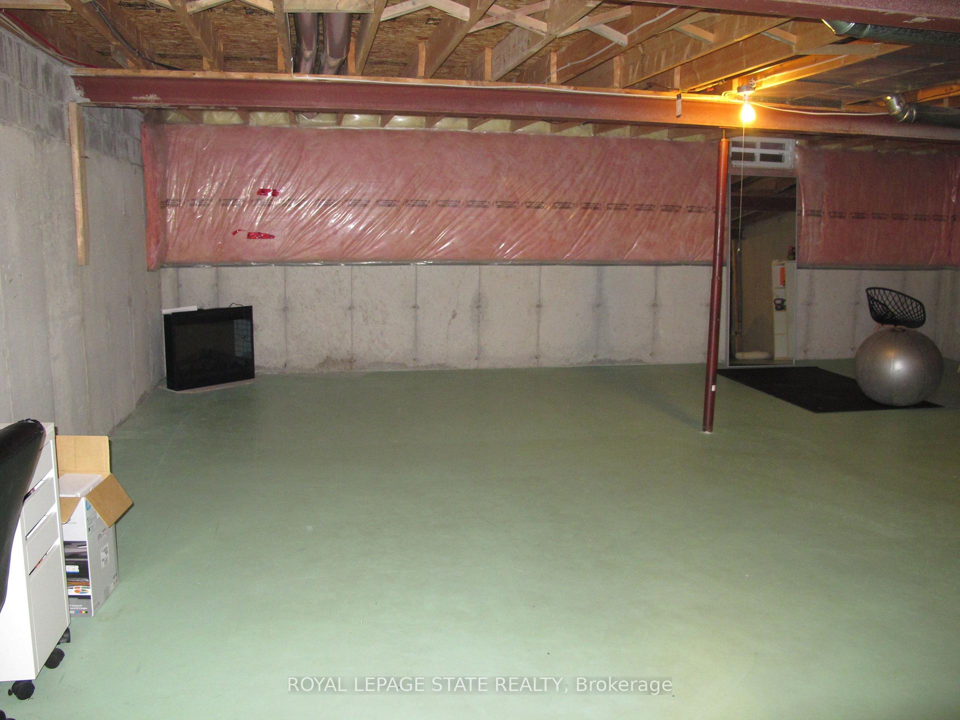 Photo 31 of Unit 6, 60 Rice Avenue, Hamilton, Mountview — HOMEH