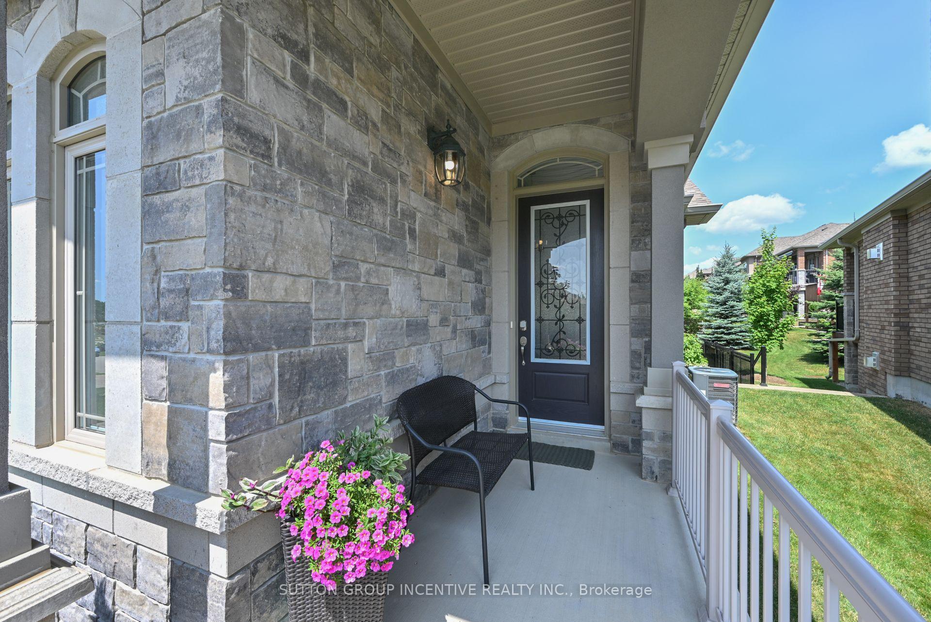 Photo 3 of 108 Ridge Way, New Tecumseth, Rural New Tecumseth — HOMEH