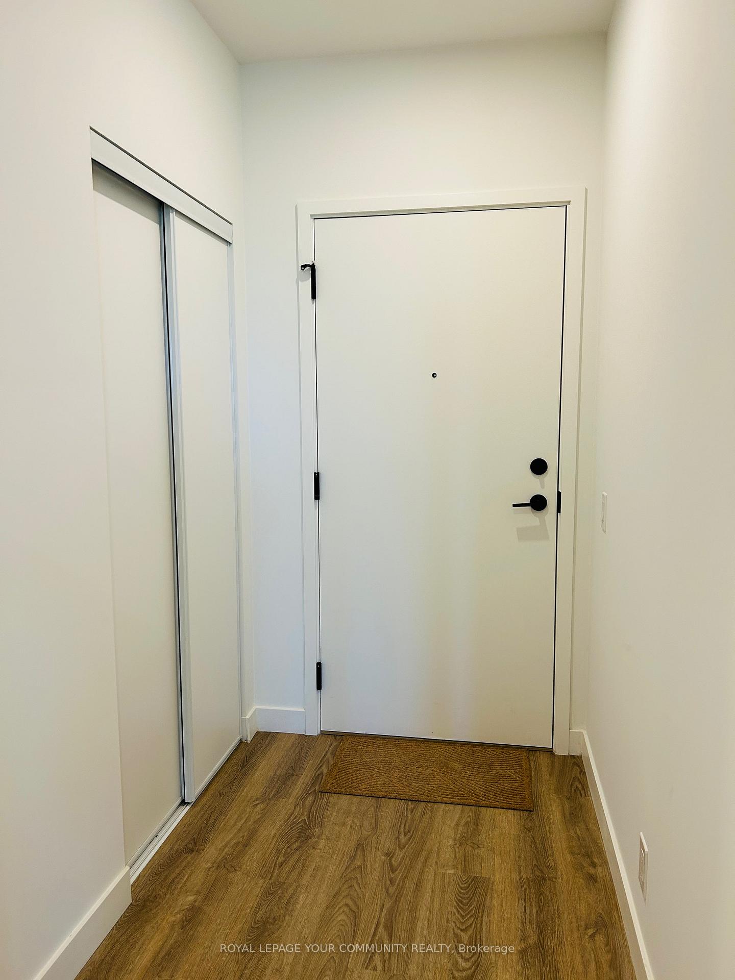 Photo 3 of Unit 721, 1050 Eastern Avenue, Toronto, The Beaches — HOMEH