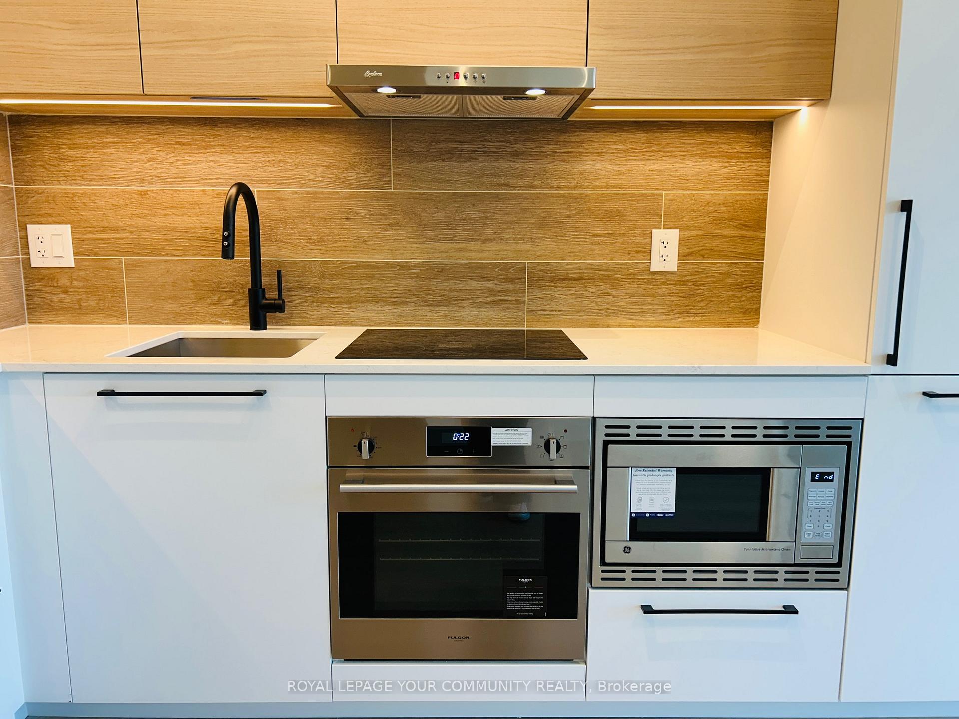 Photo 6 of Unit 721, 1050 Eastern Avenue, Toronto, The Beaches — HOMEH