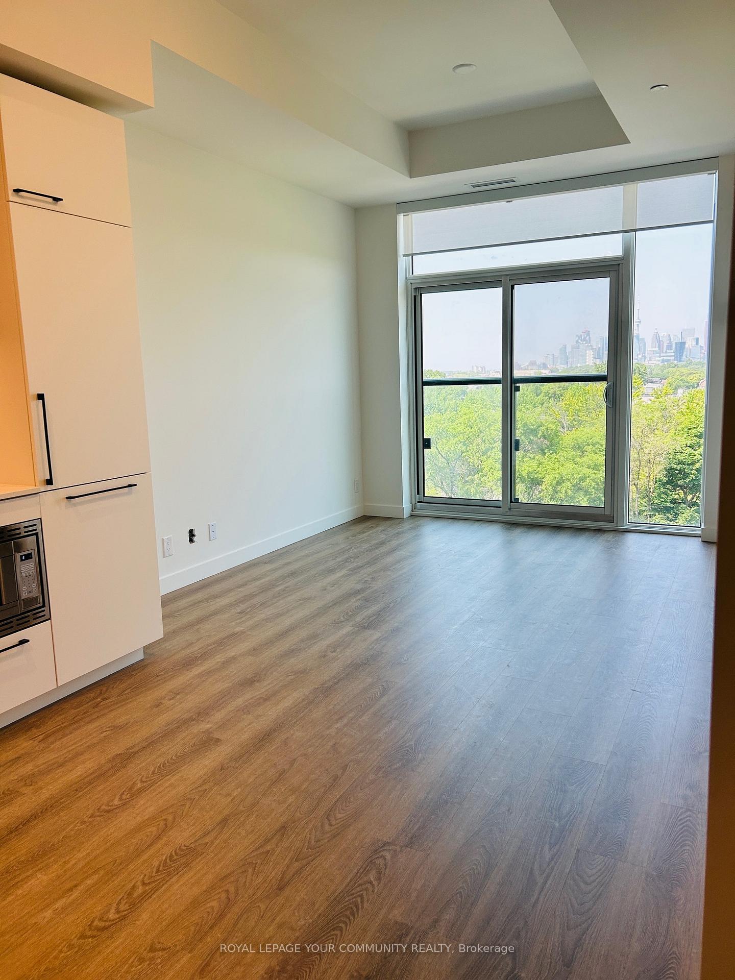 Photo 8 of Unit 721, 1050 Eastern Avenue, Toronto, The Beaches — HOMEH
