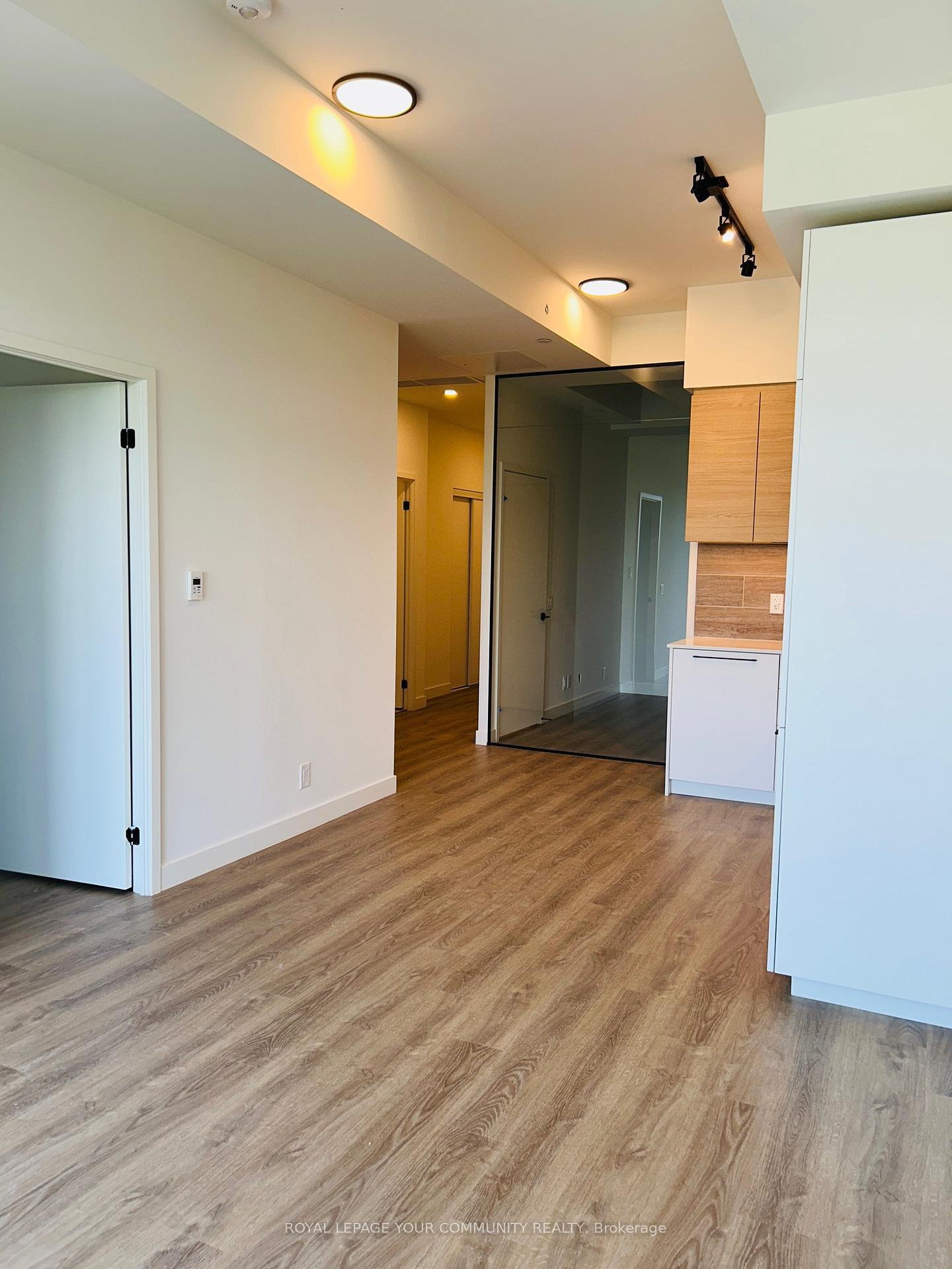 Photo 11 of Unit 721, 1050 Eastern Avenue, Toronto, The Beaches — HOMEH