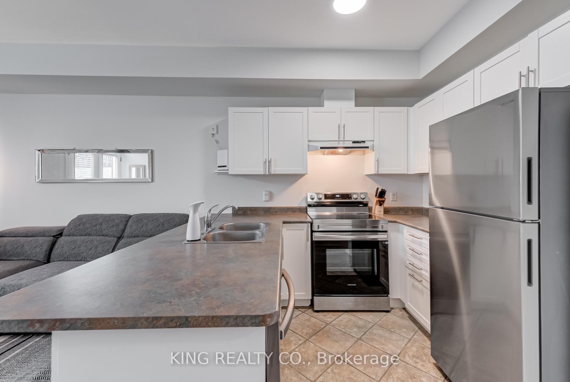 Photo 14 of 98 Connolly Street, Toronto, Weston-Pellam Park — HOMEH