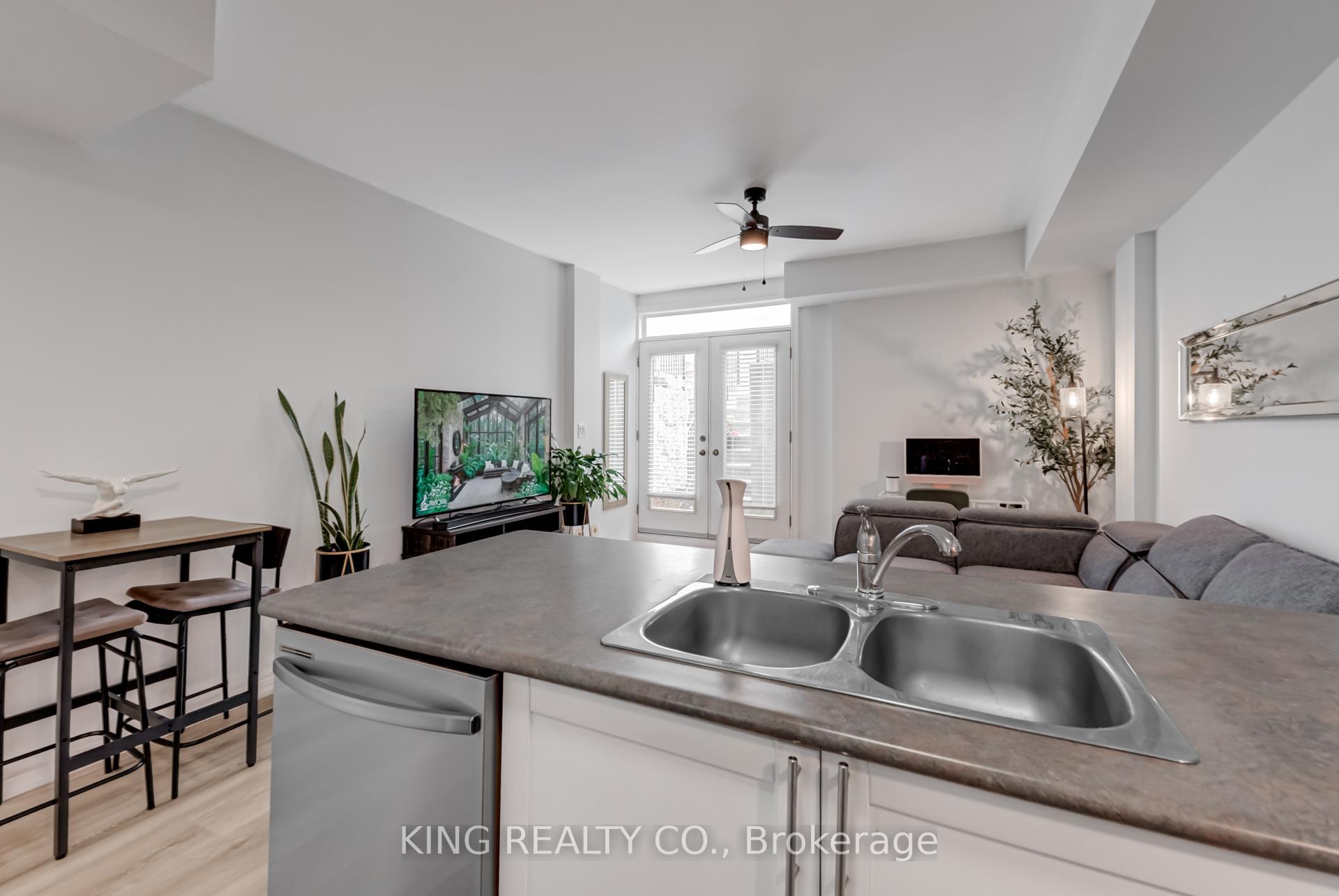 Photo 17 of 98 Connolly Street, Toronto, Weston-Pellam Park — HOMEH