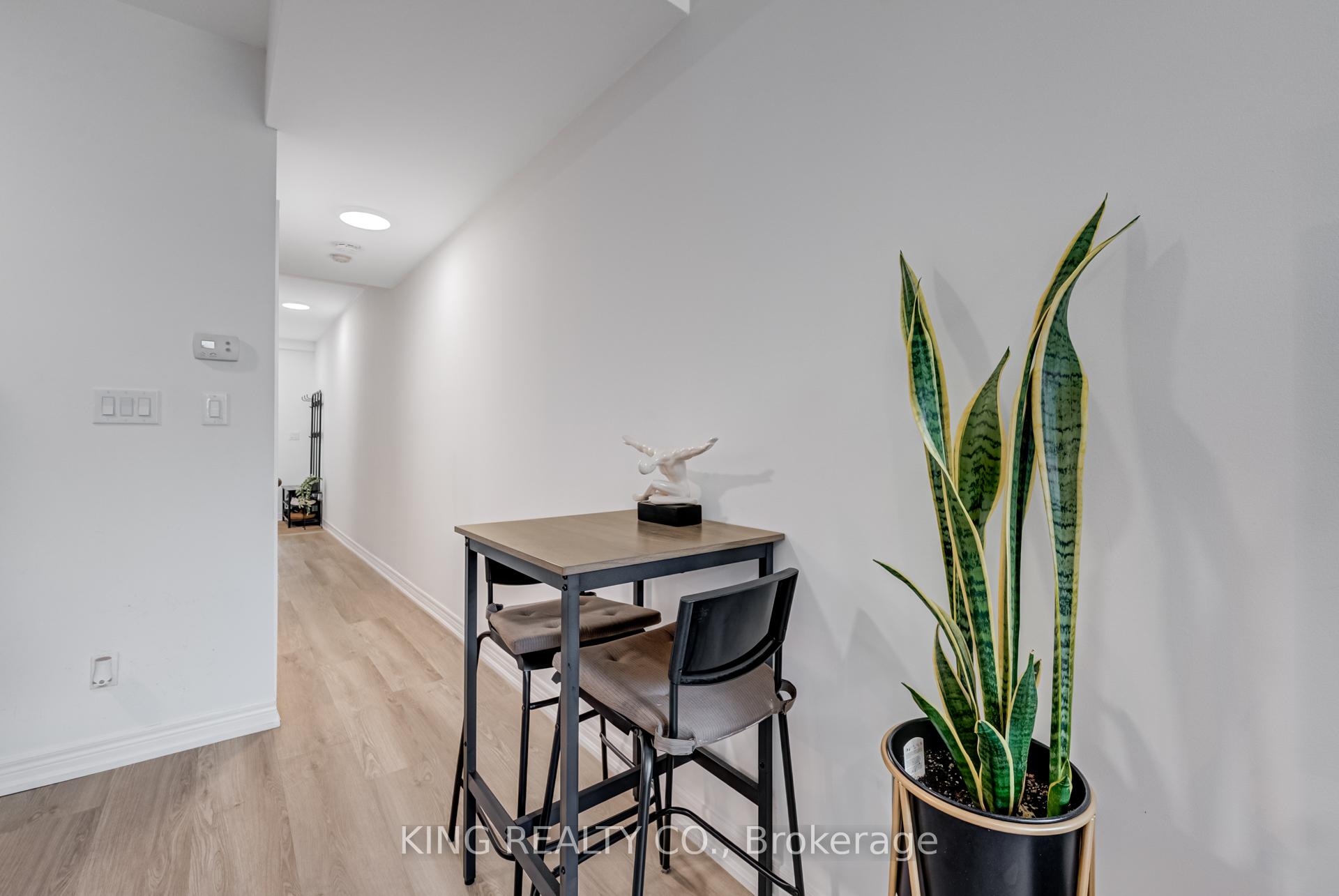 Photo 20 of 98 Connolly Street, Toronto, Weston-Pellam Park — HOMEH