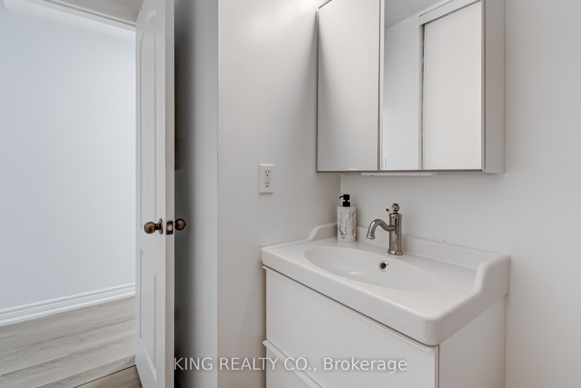 Photo 27 of 98 Connolly Street, Toronto, Weston-Pellam Park — HOMEH