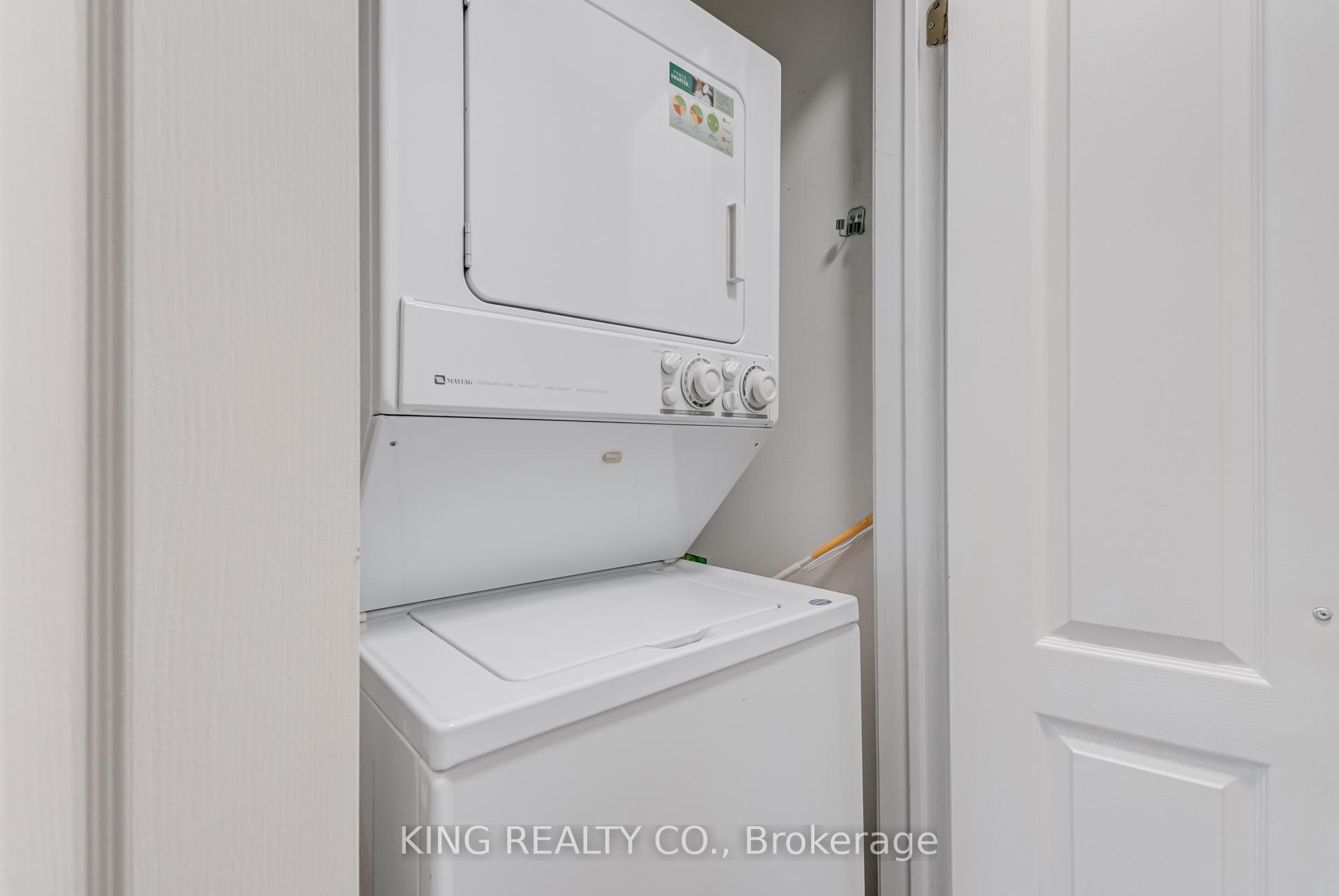 Photo 28 of 98 Connolly Street, Toronto, Weston-Pellam Park — HOMEH