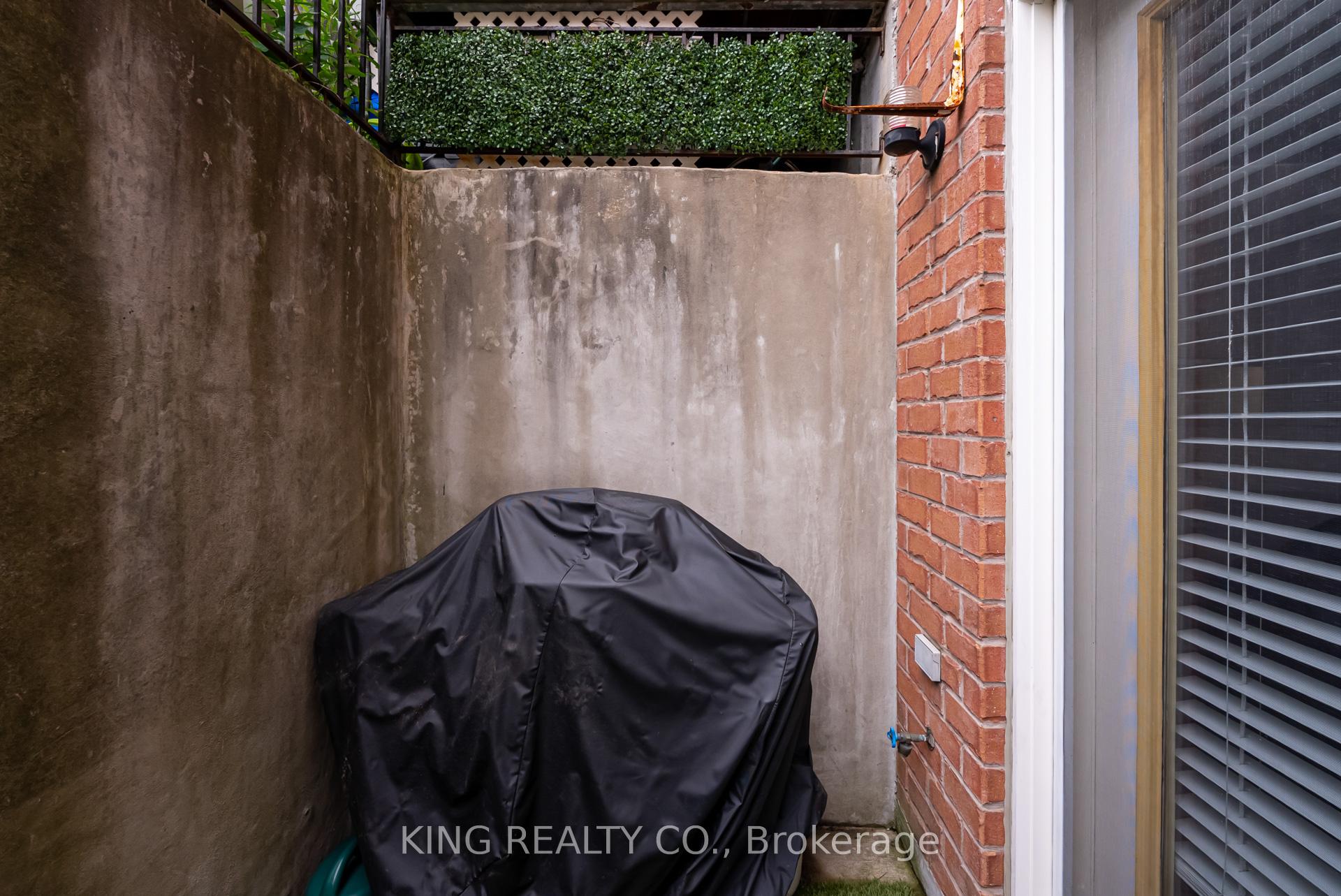 Photo 29 of 98 Connolly Street, Toronto, Weston-Pellam Park — HOMEH