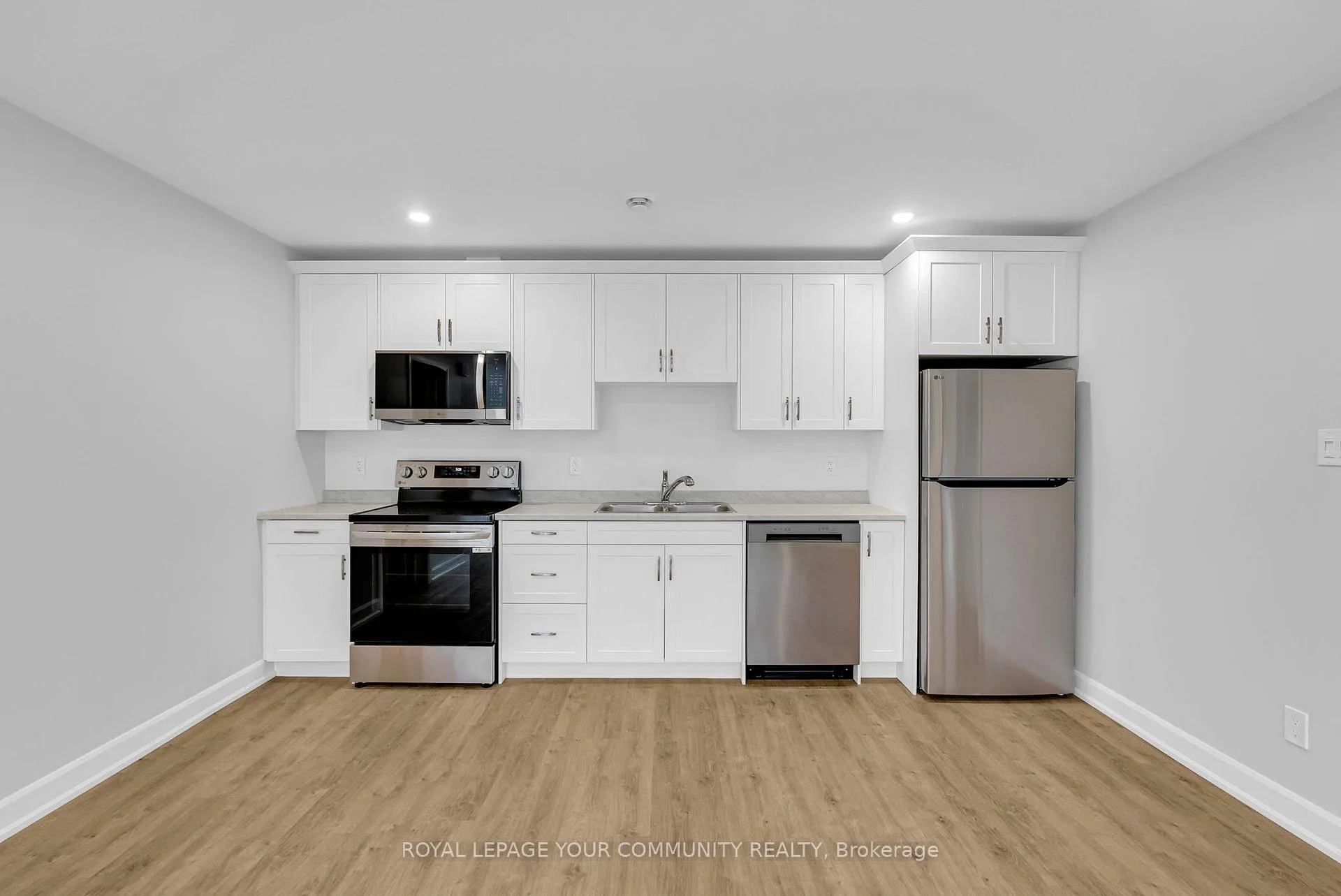 Photo 8 of Unit 8B, 600 Second Street E, Cornwall — HOMEH