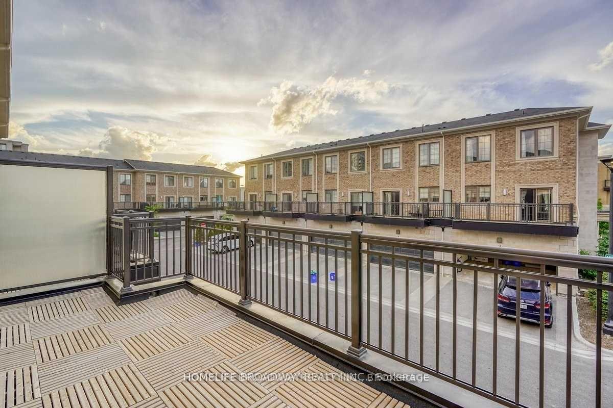 Photo 27 of 1 Mildred Temple Way, Markham, Unionville — HOMEH