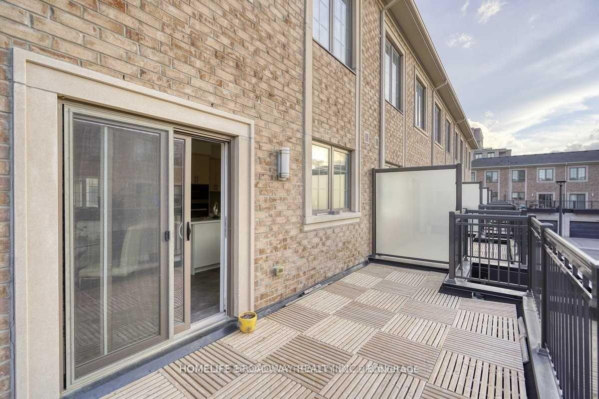 Photo 28 of 1 Mildred Temple Way, Markham, Unionville — HOMEH
