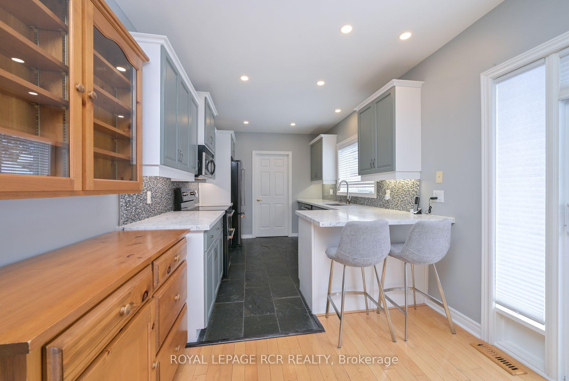 Photo 6 of 42 Napa Ridge, New Tecumseth, Alliston — HOMEH