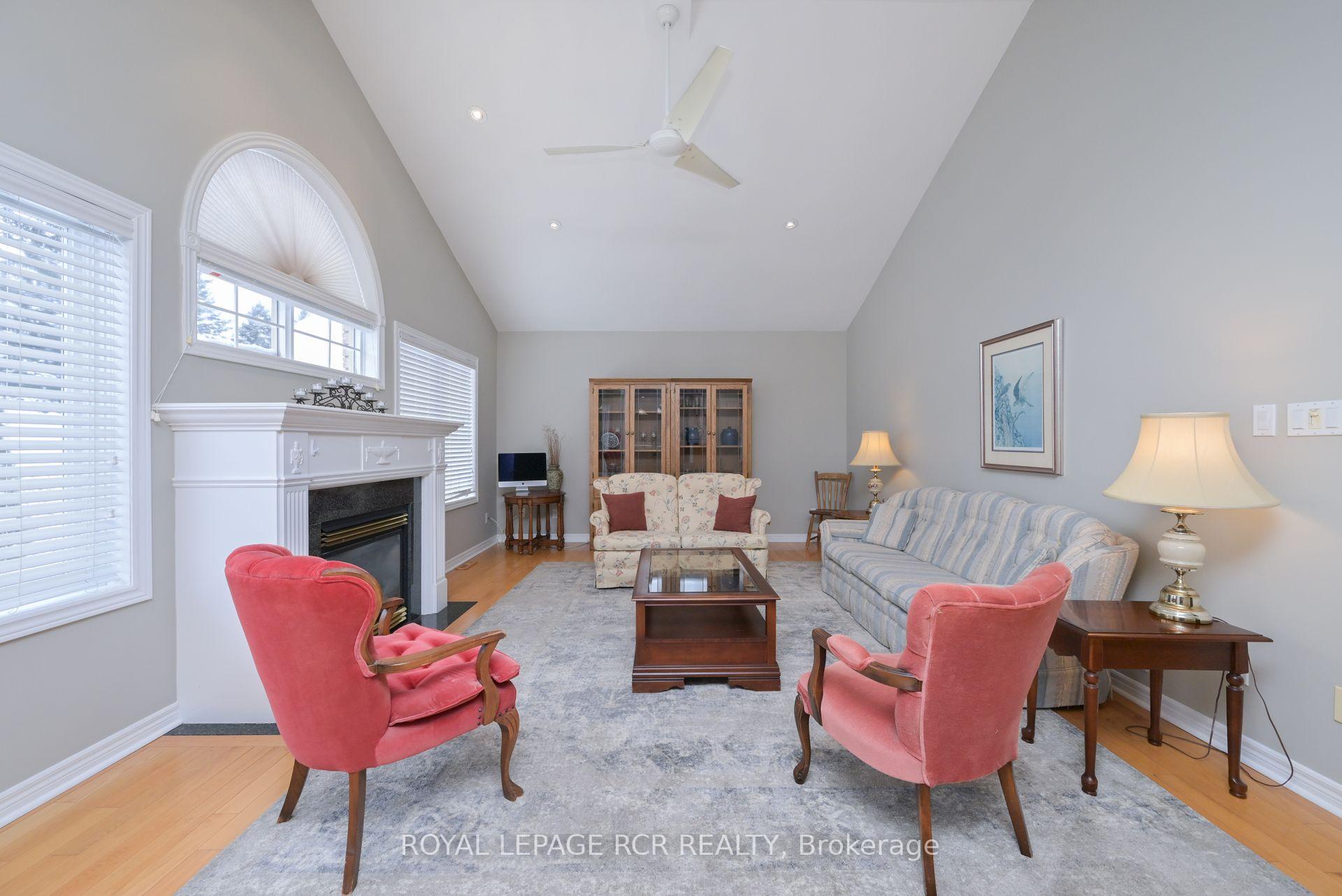 Photo 11 of 42 Napa Ridge, New Tecumseth, Alliston — HOMEH
