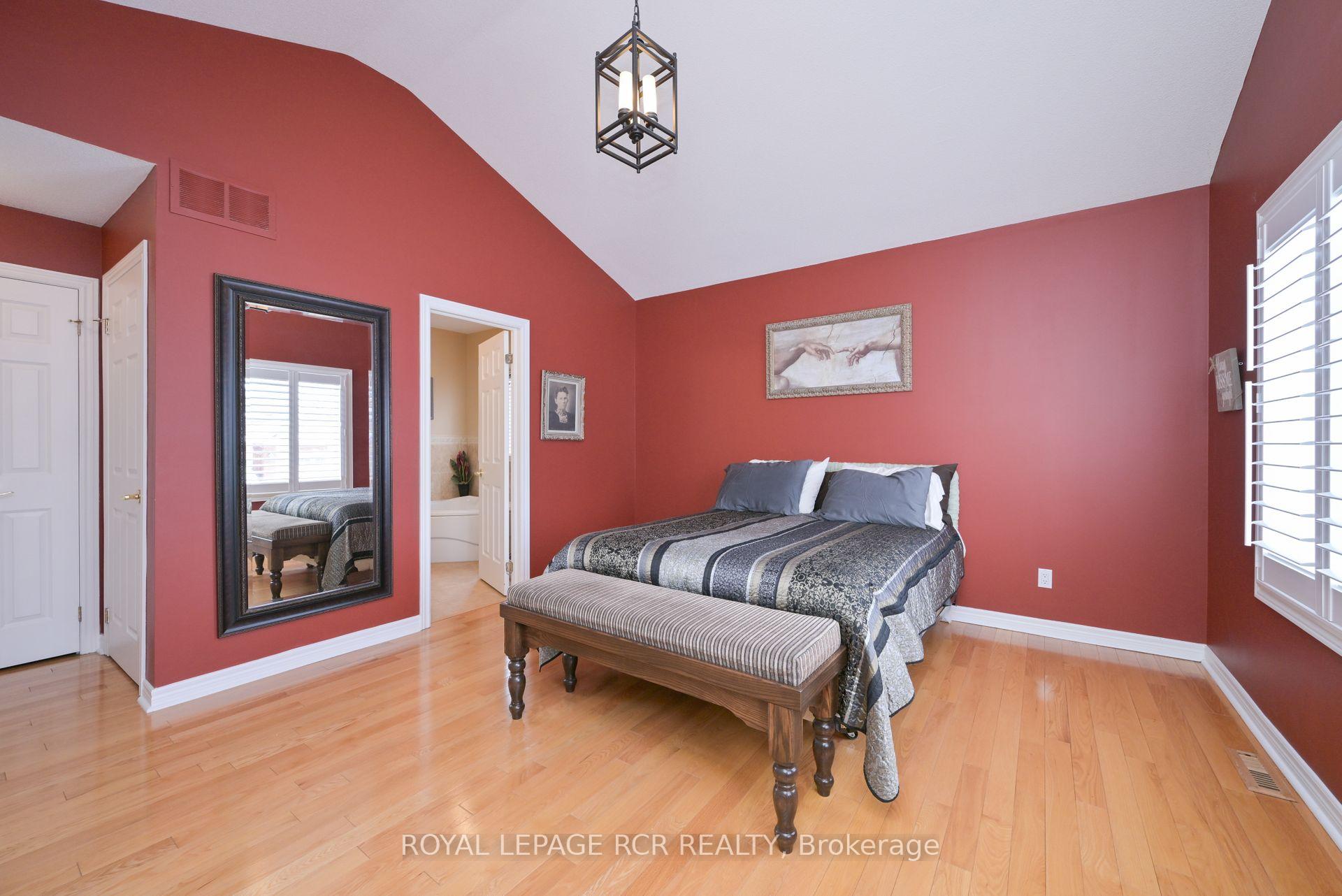 Photo 17 of 42 Napa Ridge, New Tecumseth, Alliston — HOMEH