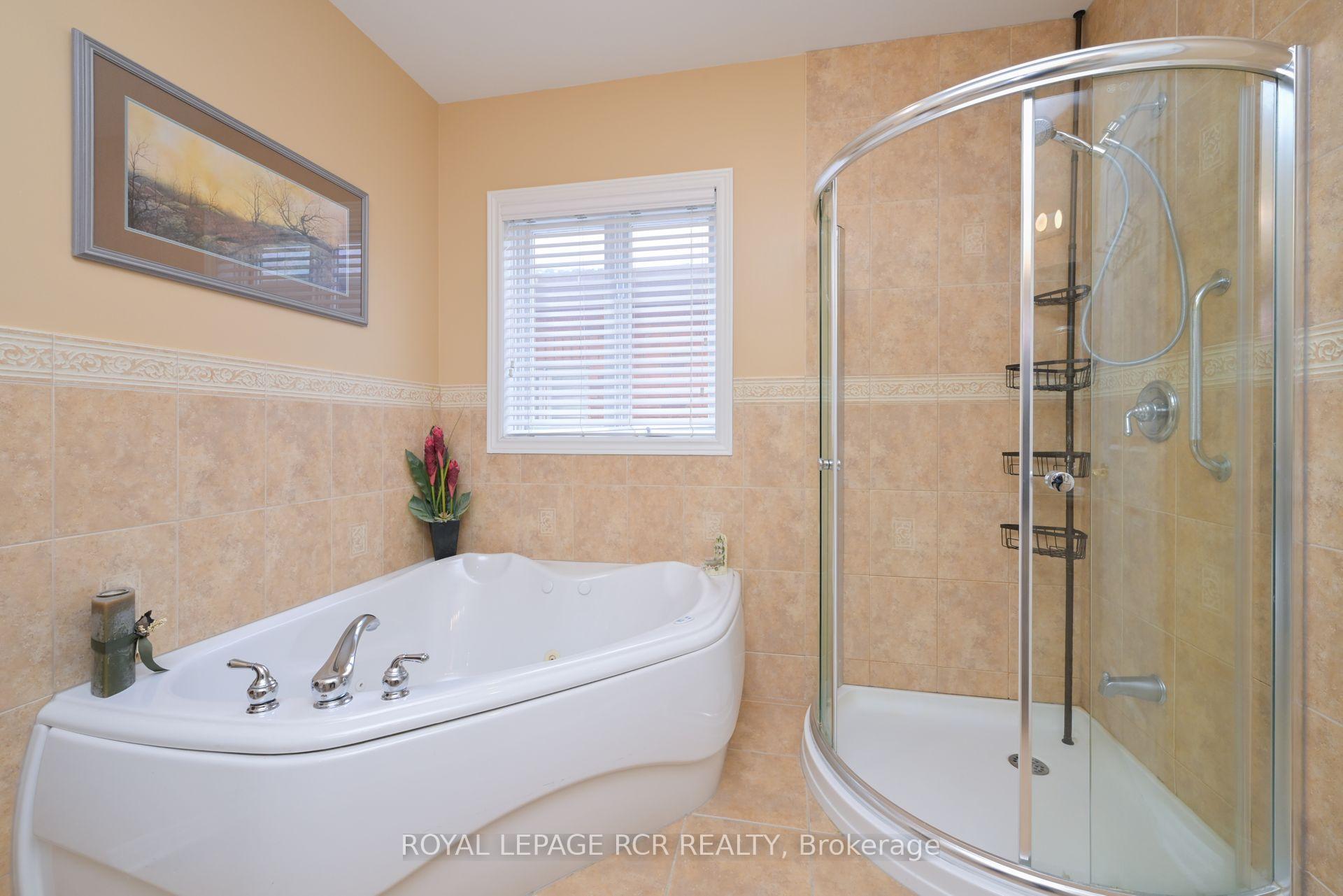 Photo 19 of 42 Napa Ridge, New Tecumseth, Alliston — HOMEH