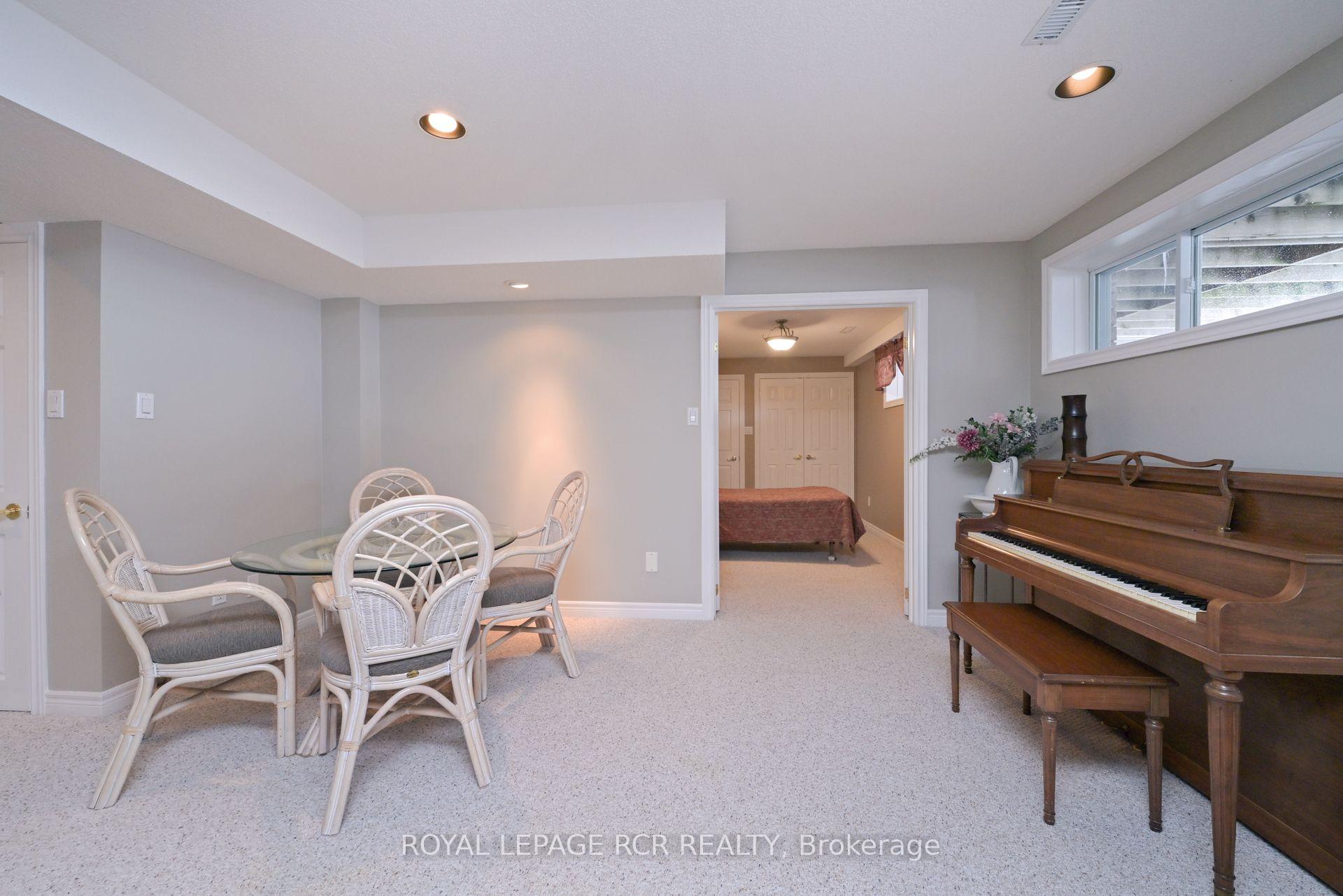 Photo 26 of 42 Napa Ridge, New Tecumseth, Alliston — HOMEH