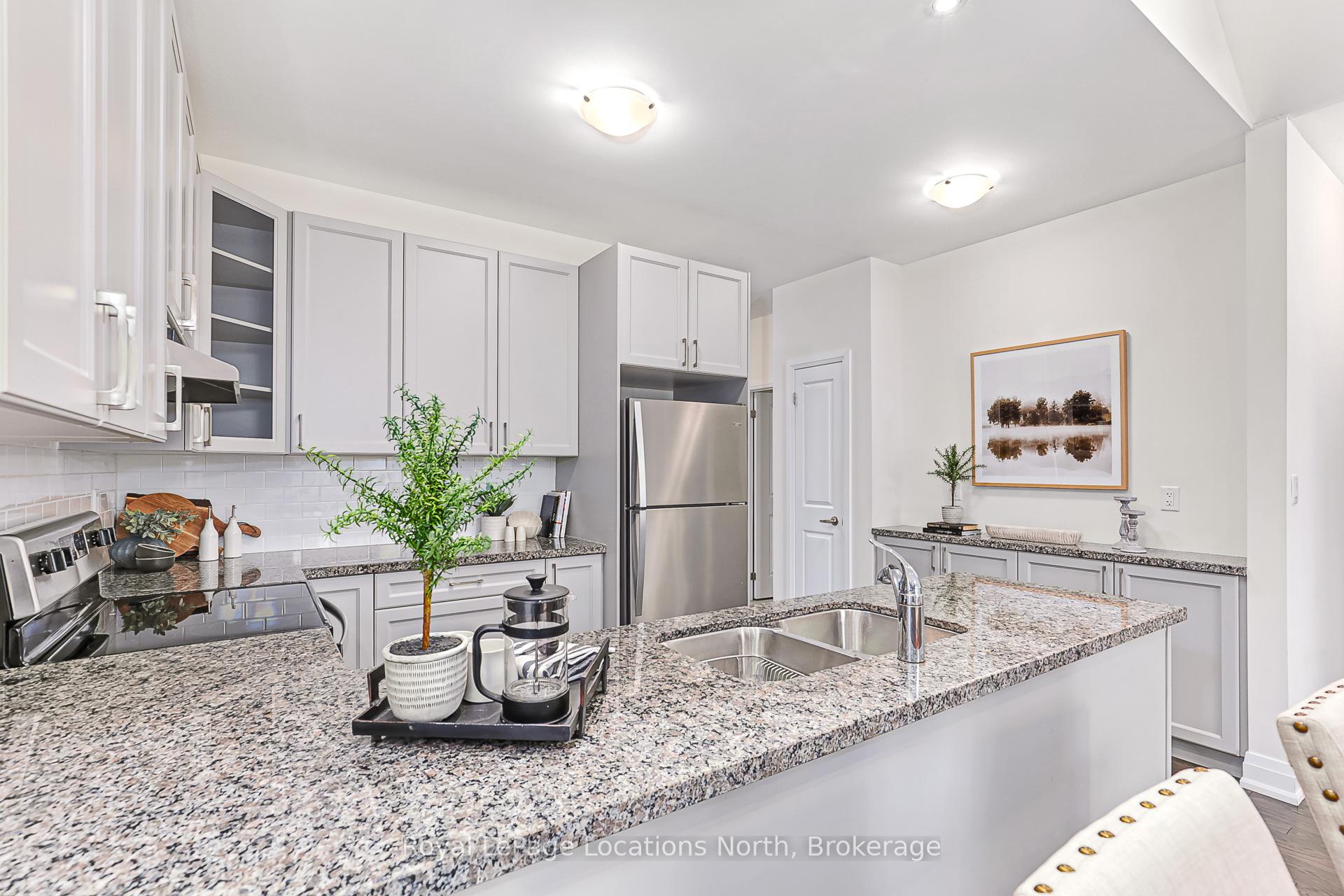 Photo 4 of 75 Kari Crescent, Collingwood — HOMEH